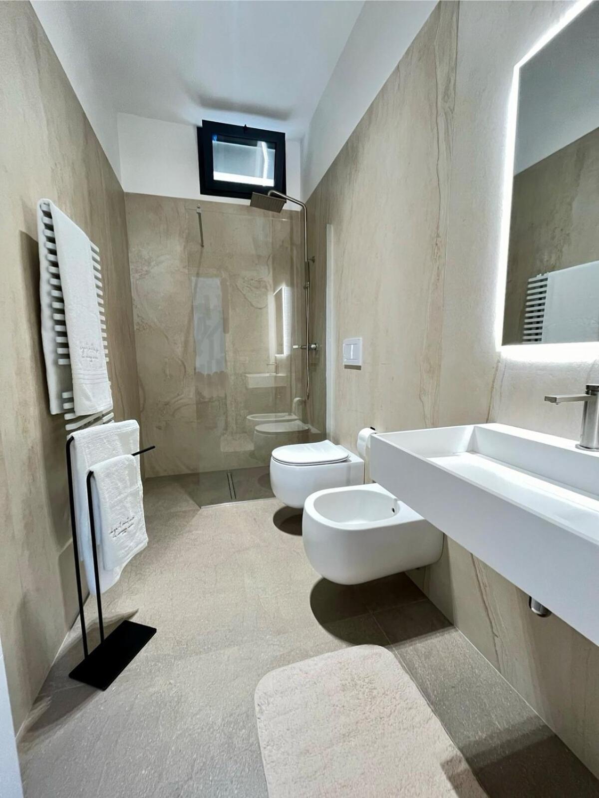 Apartamento Elegant Penthouse Near