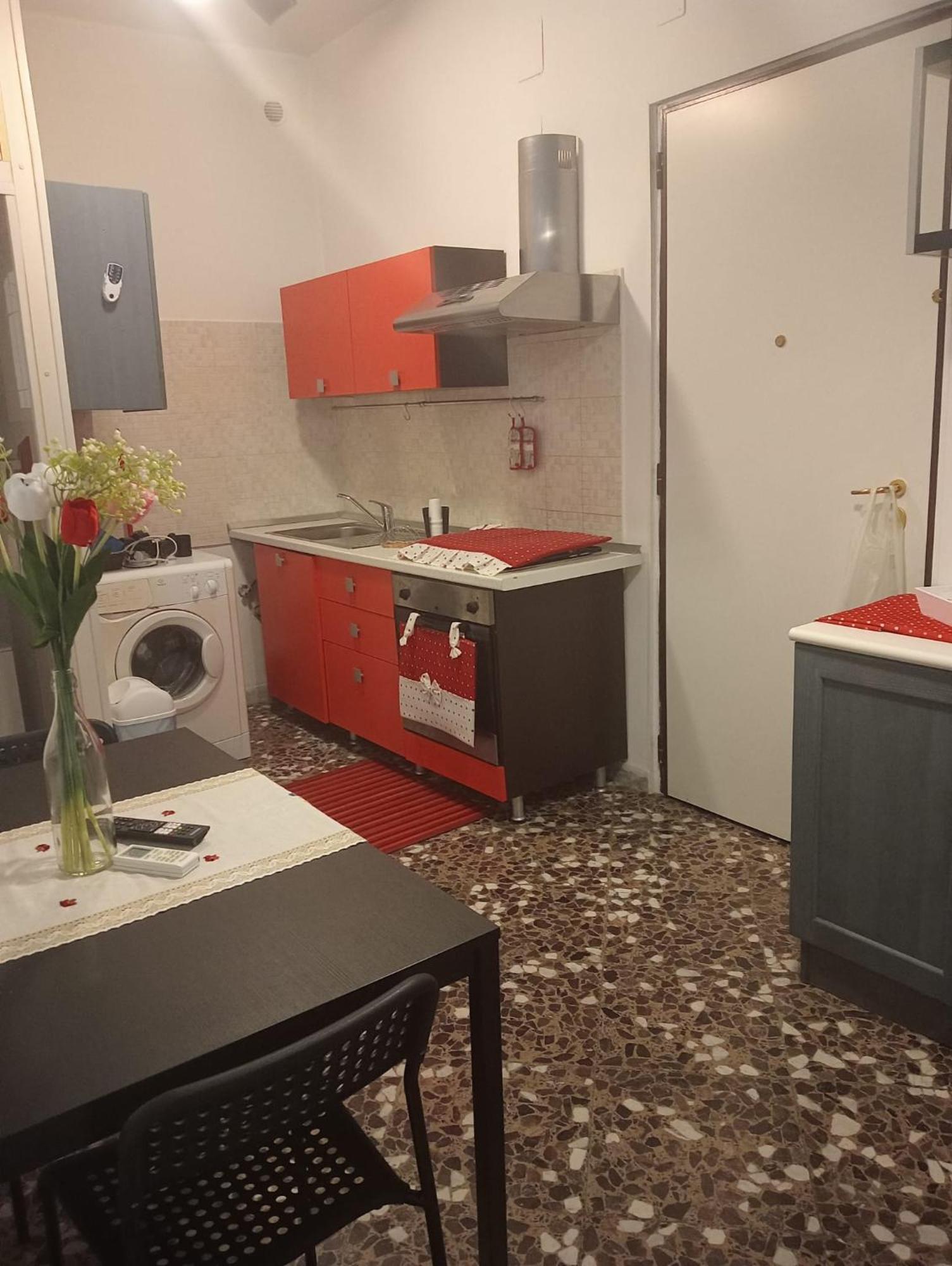 Dora Apartment *