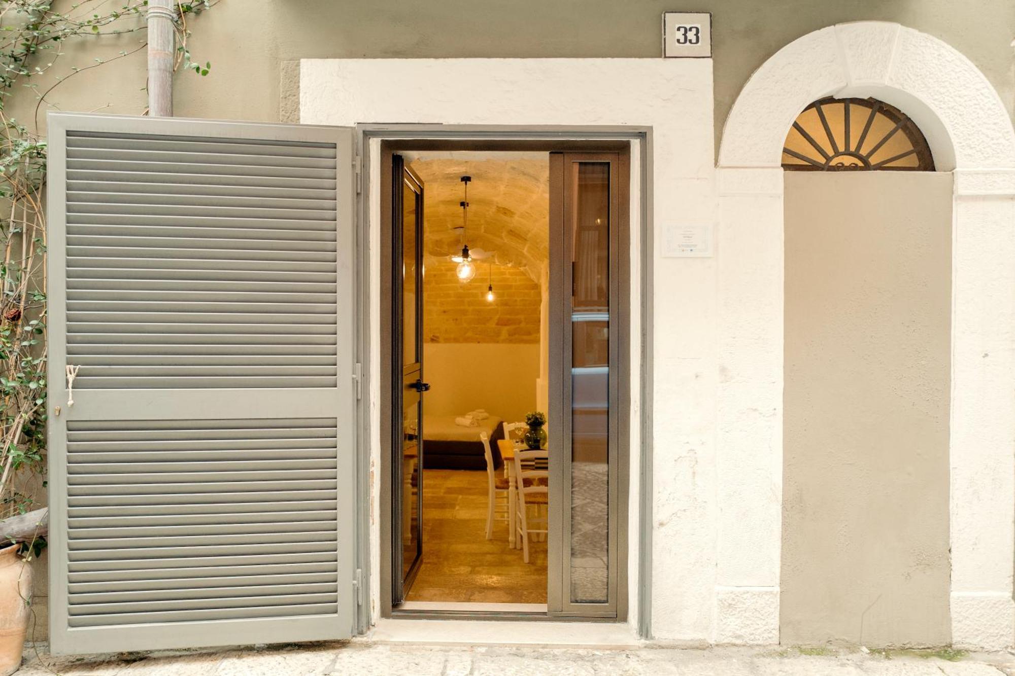 Travel Old Appartement