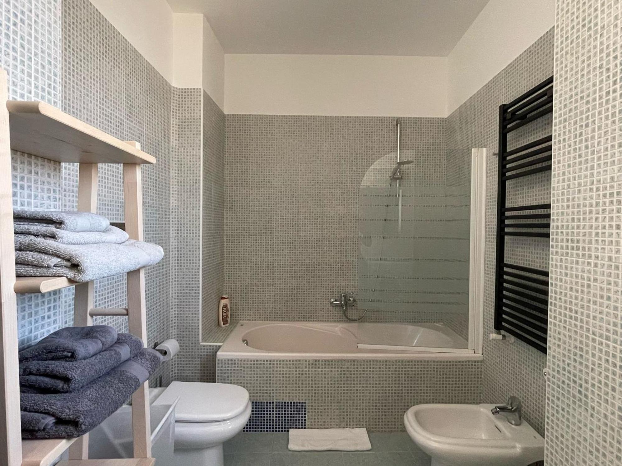 Wanderlust House * Bari