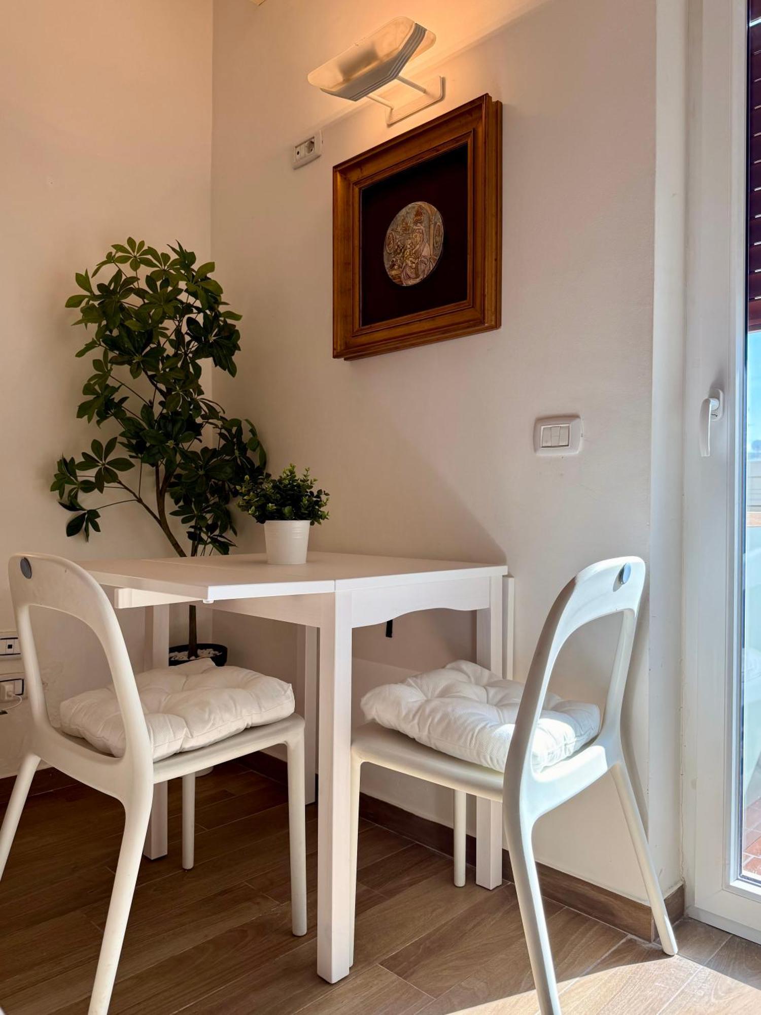 Loft Corso Trieste Free Parking & Kitchen * Bari