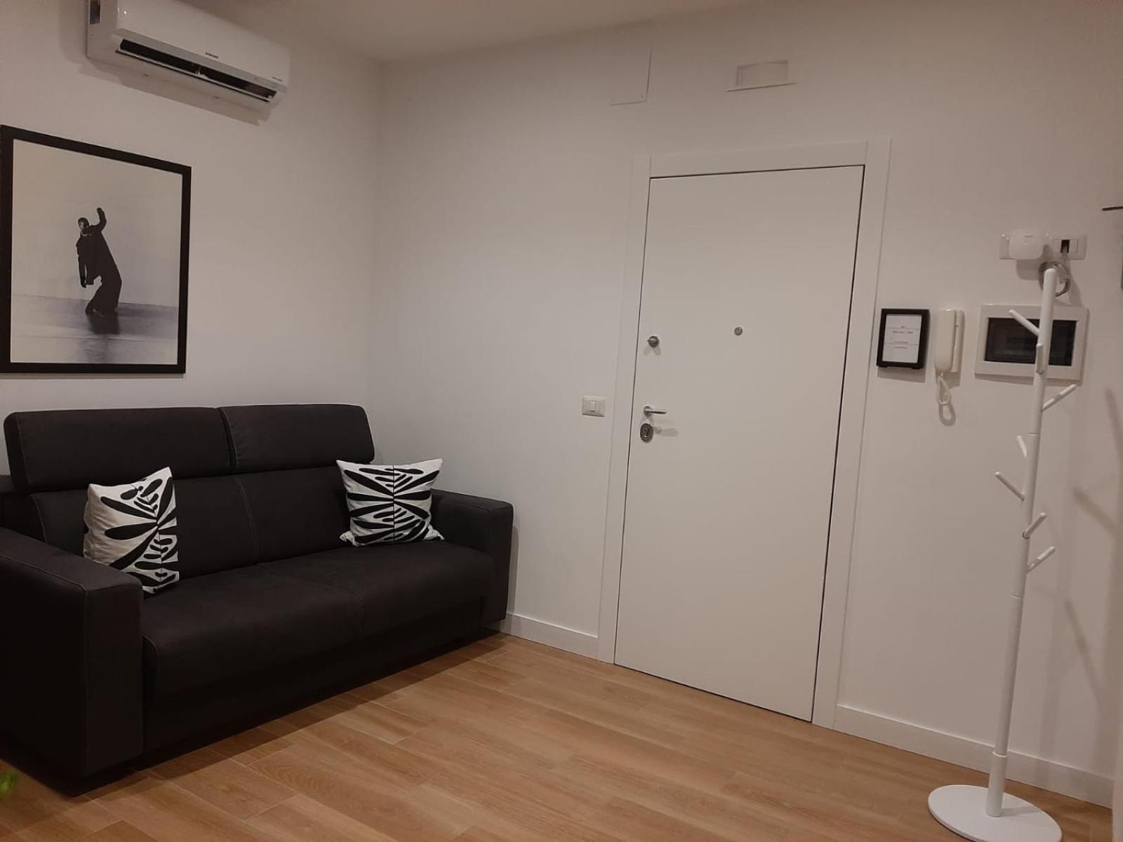 Cris House Bari