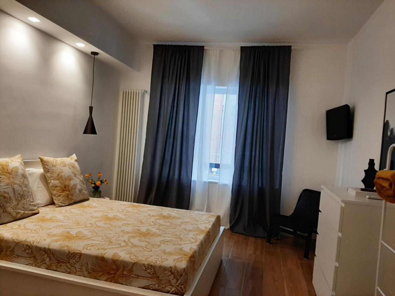 Căn hộ Cris House *
