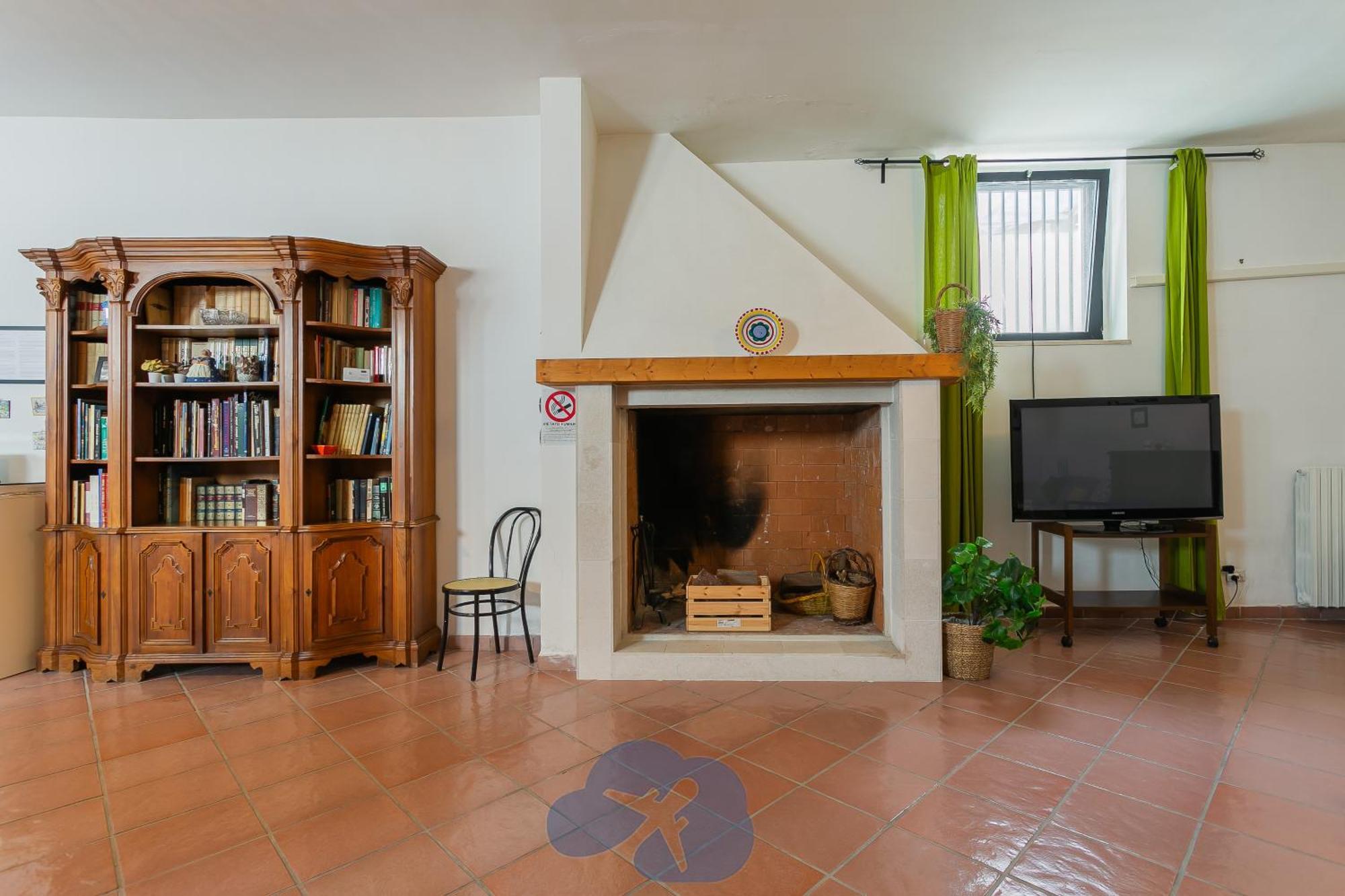 Airport House Apartment *