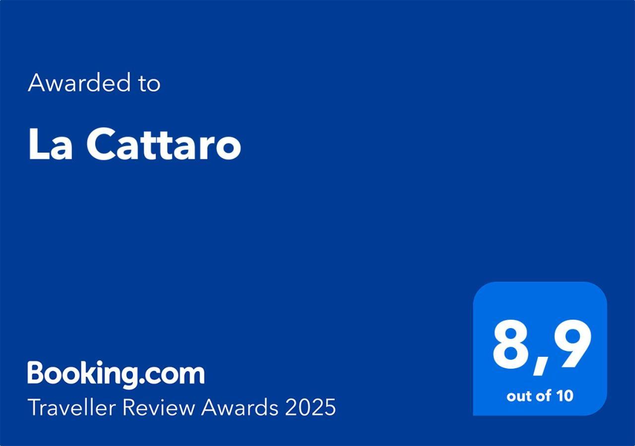 La Cattaro Nyaraló *