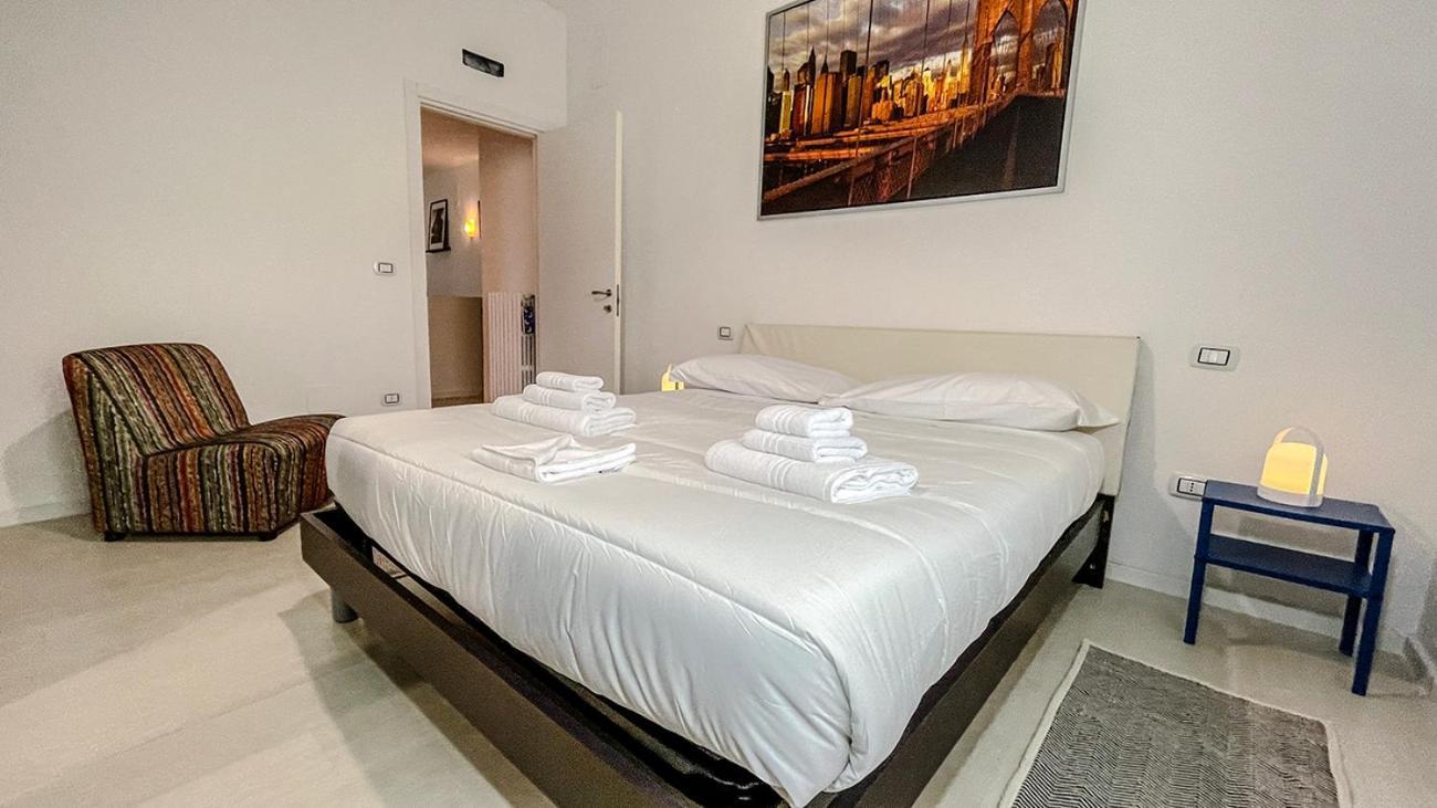 Cozy - Elegance And Comfort Near The Fair Bari