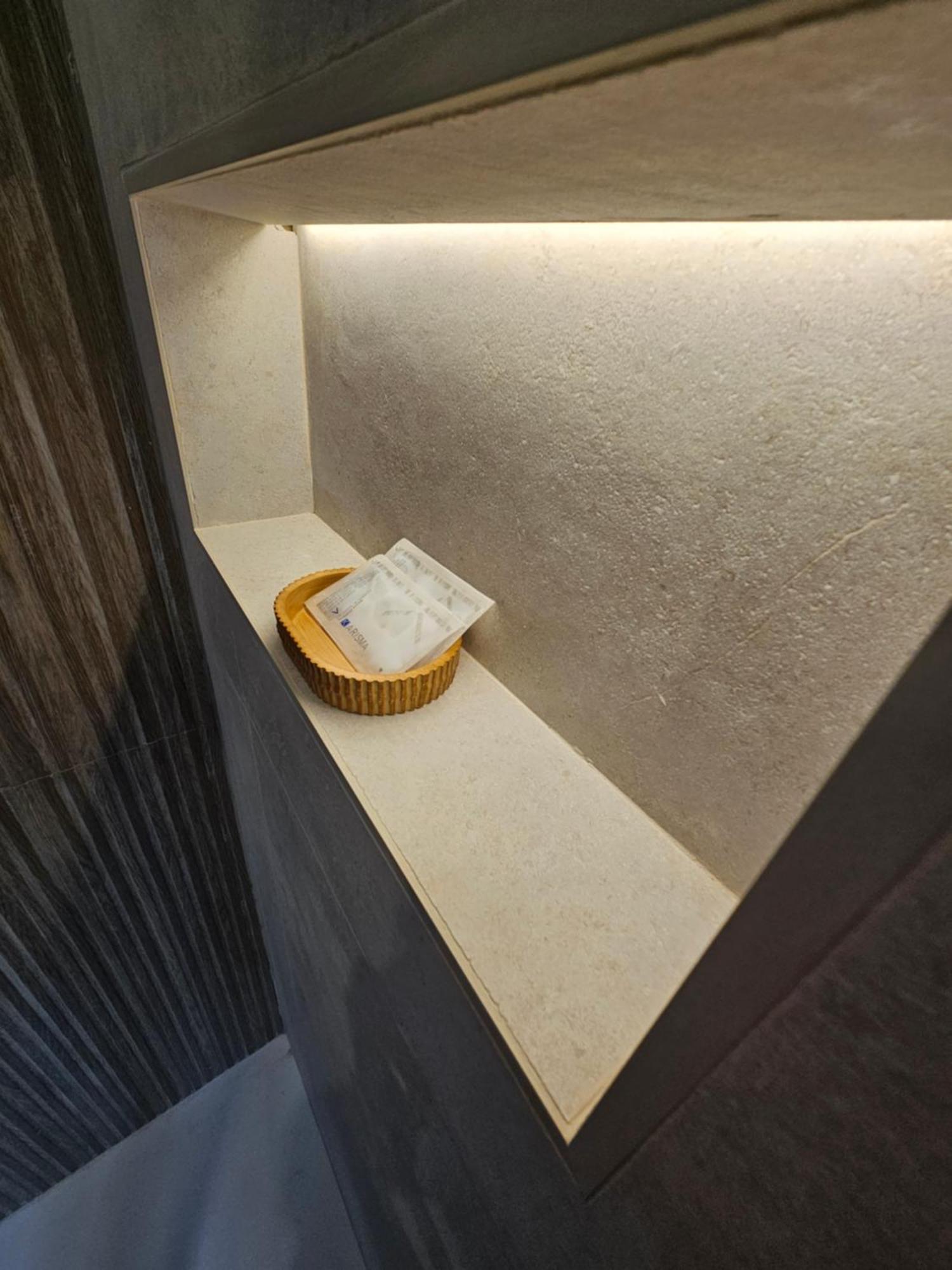 Nicolhouse 20 * Bari