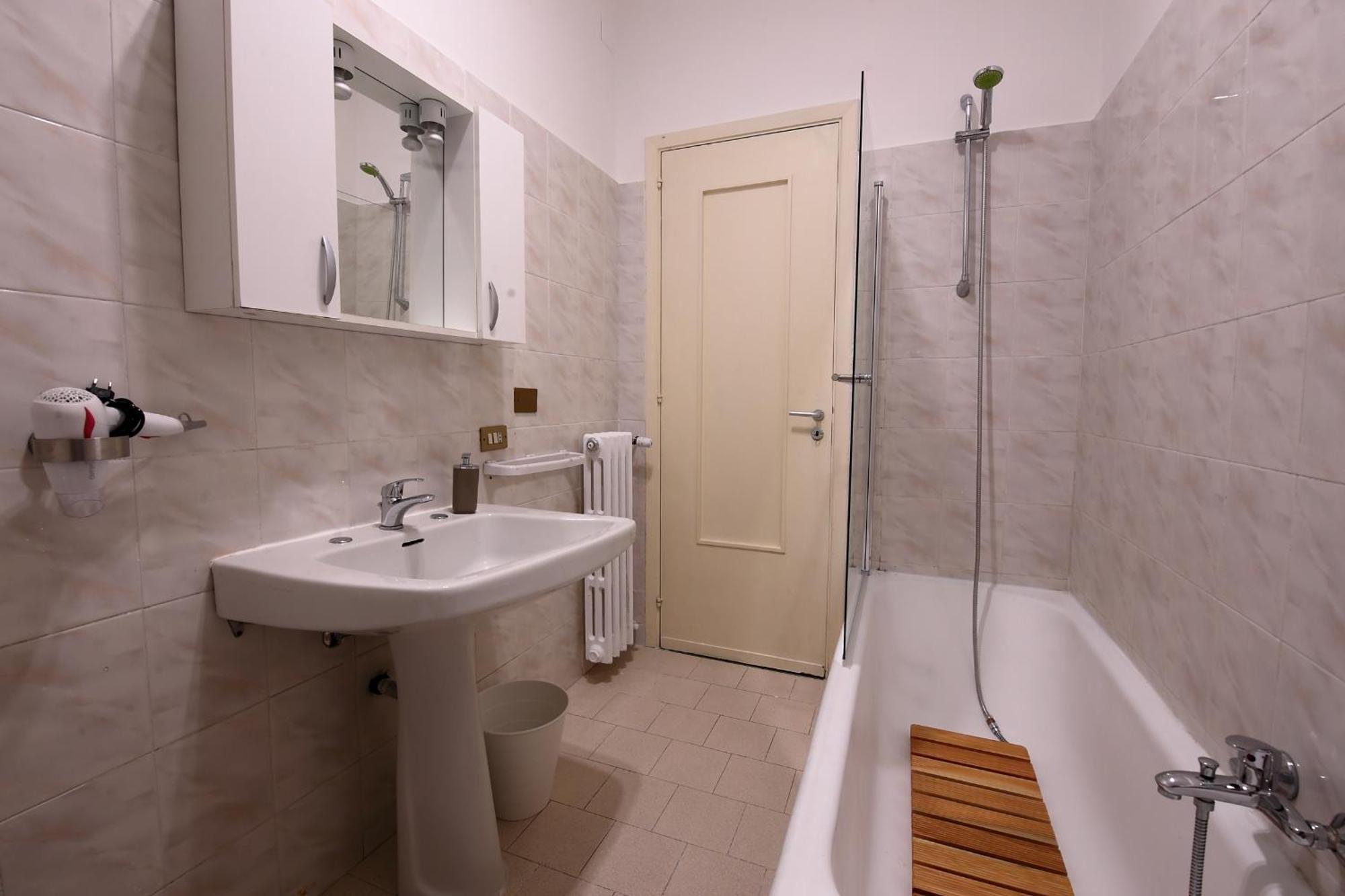 C & S Cavour - Hub