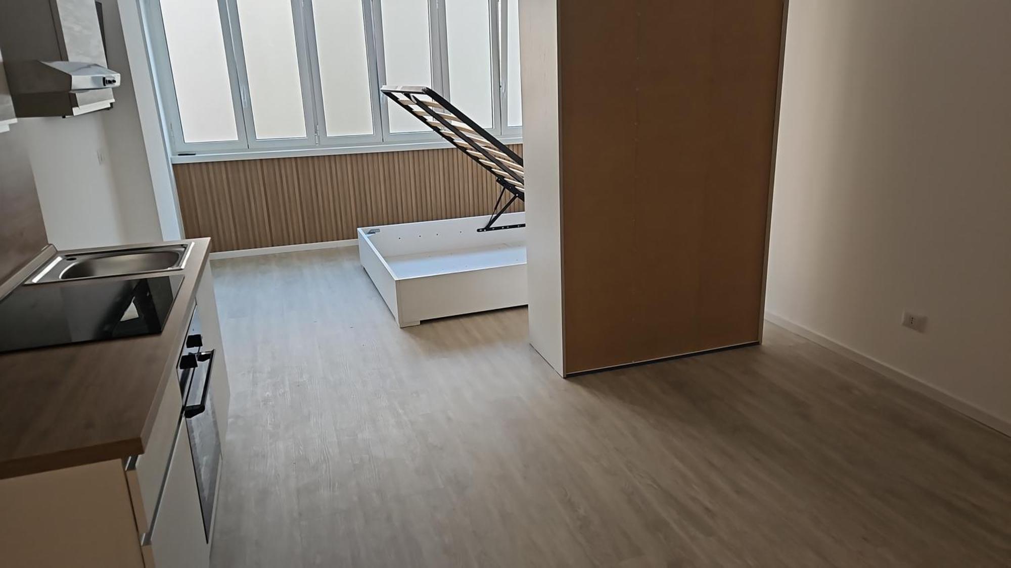 Nicolhouse 20 * Bari
