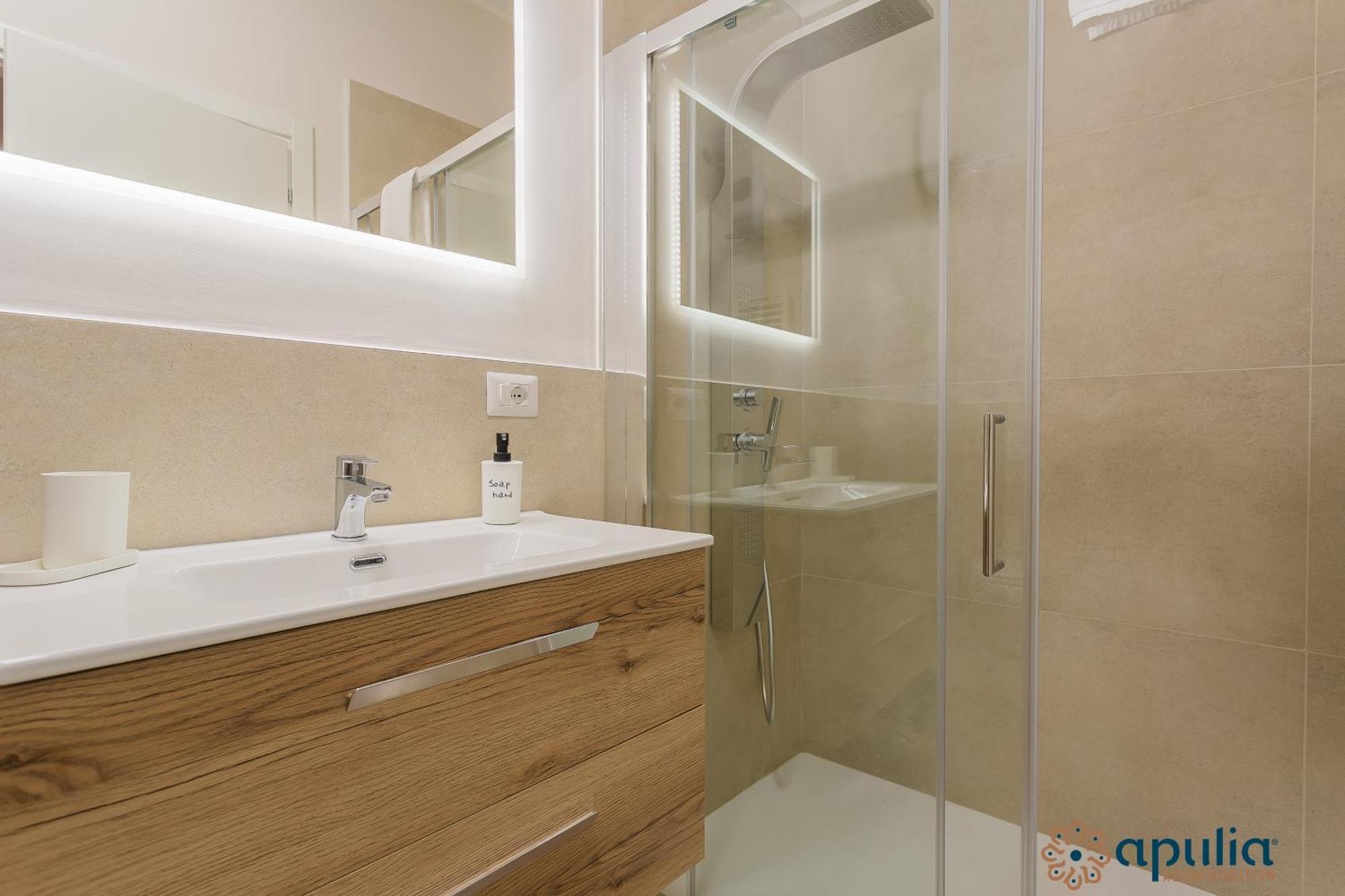 Apartment Crisanzio 80 *