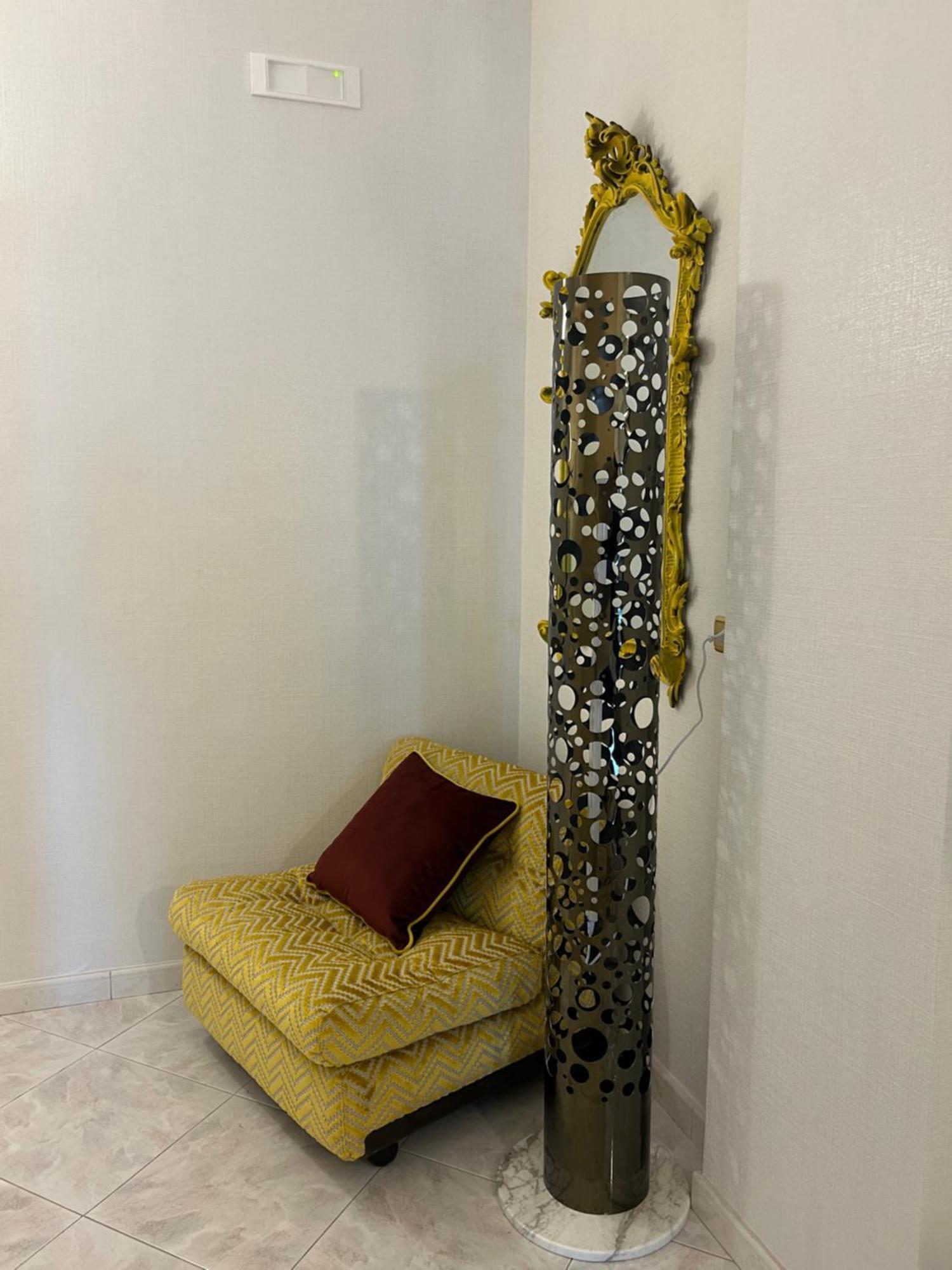 Nancy's Bari