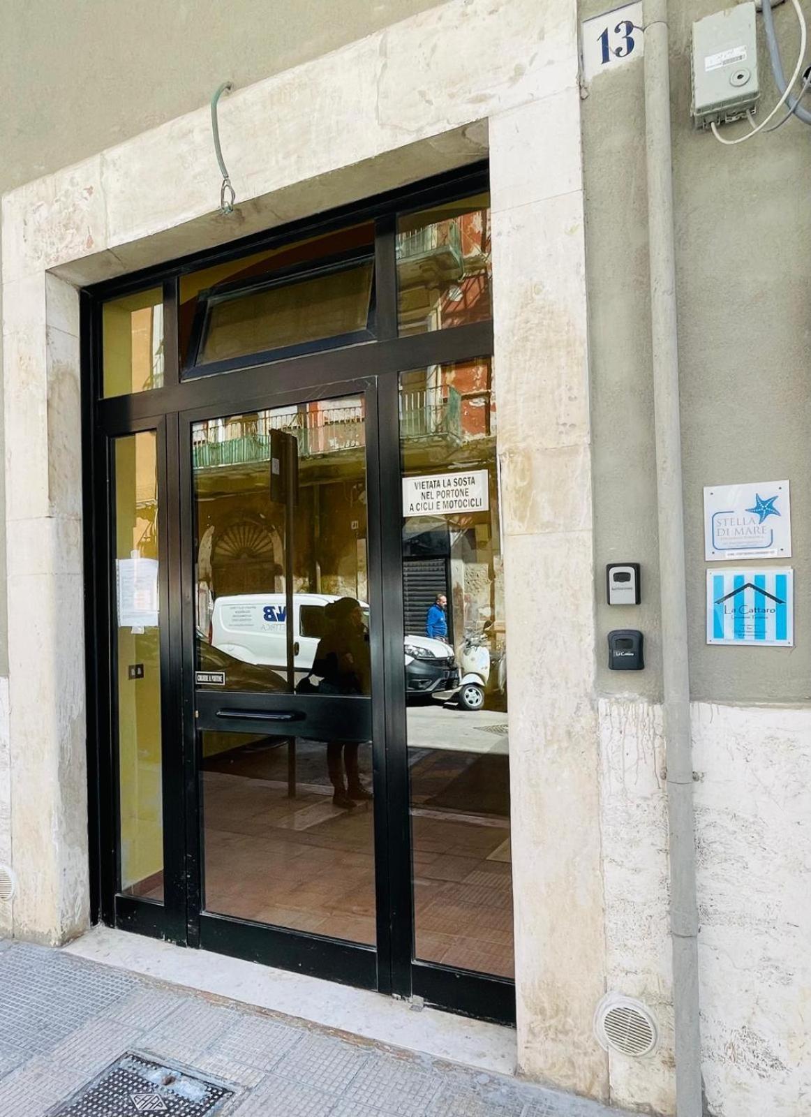 La Cattaro Nyaraló Bari