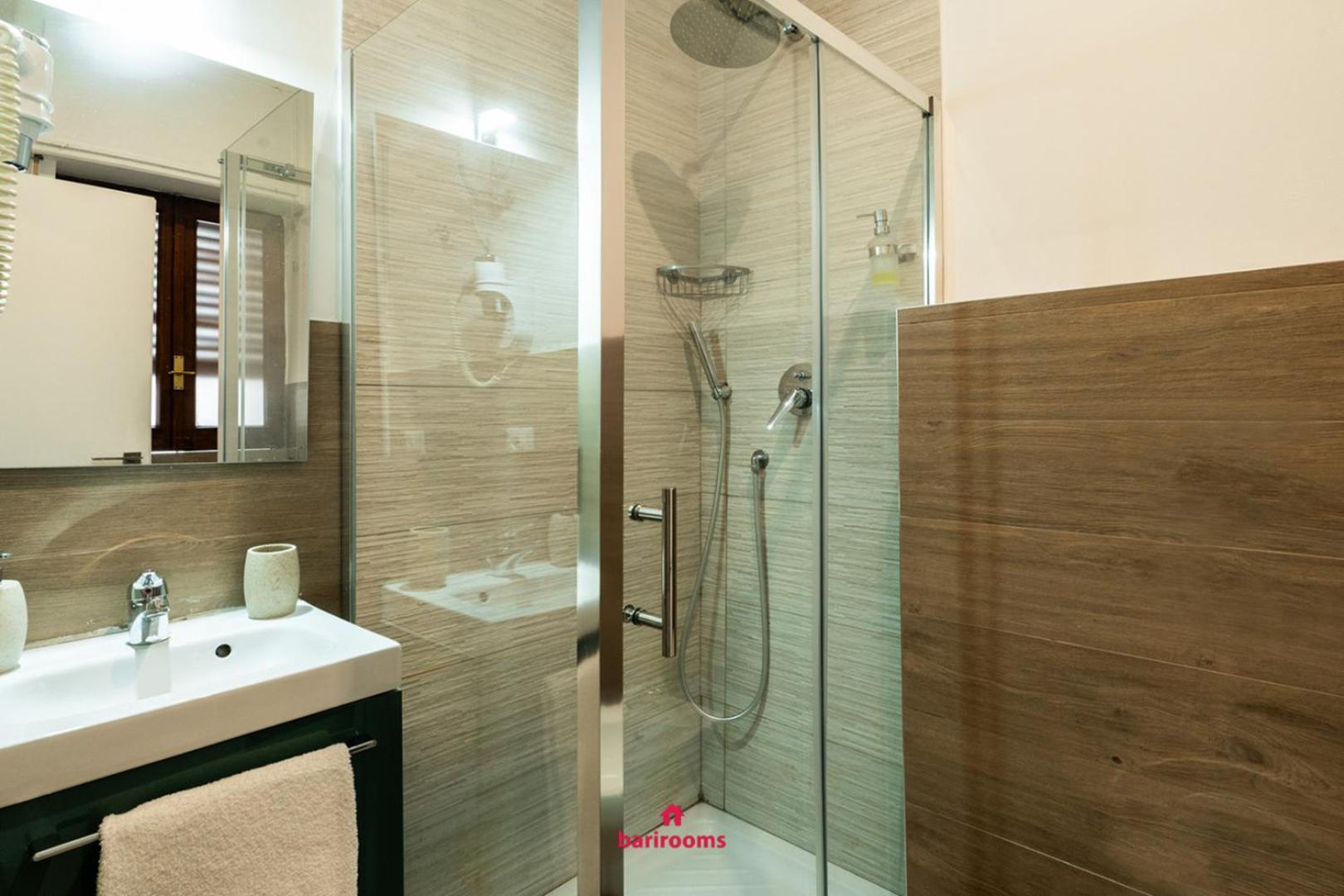 Guest house Barirooms - Melo