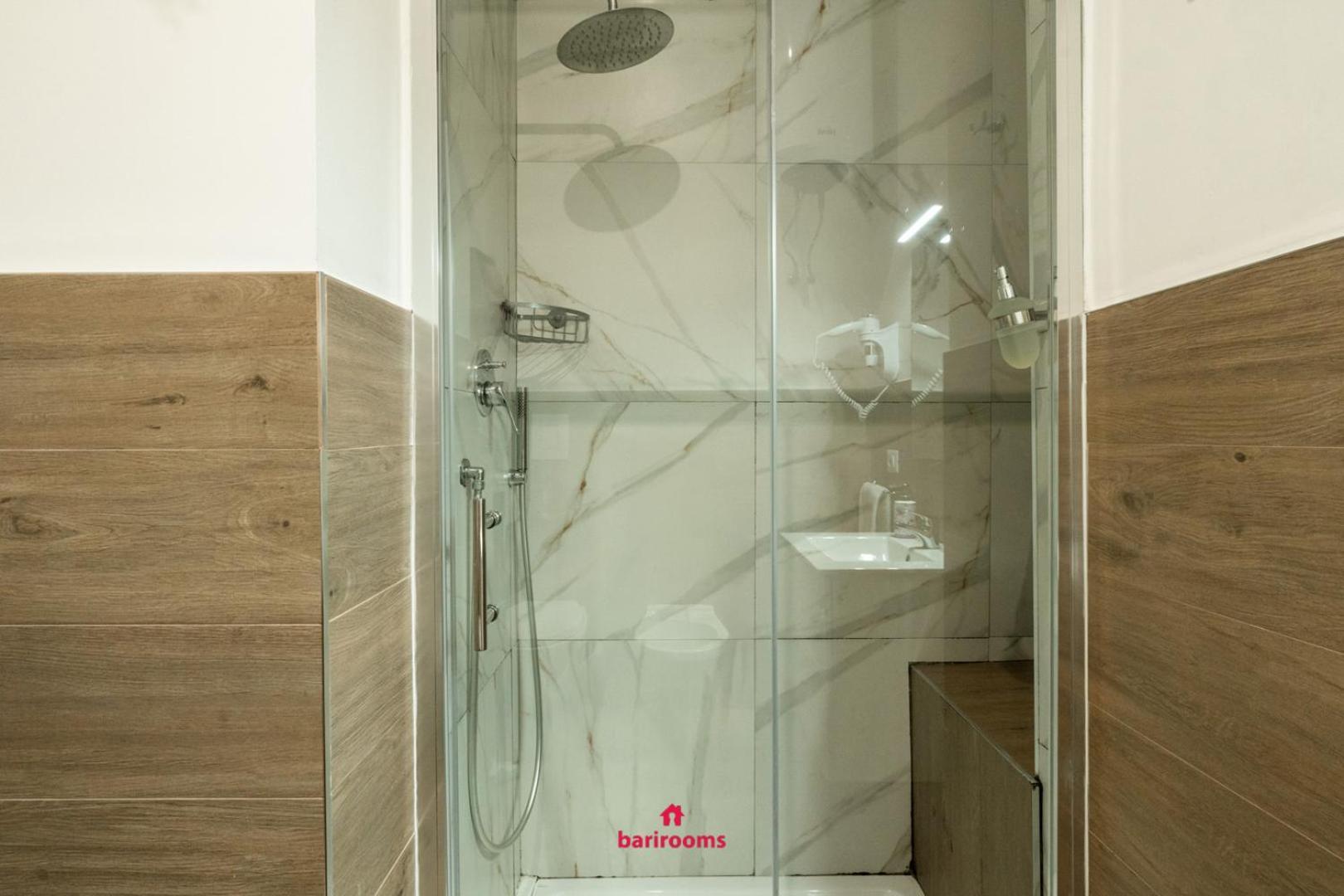 Guest house Barirooms - Melo