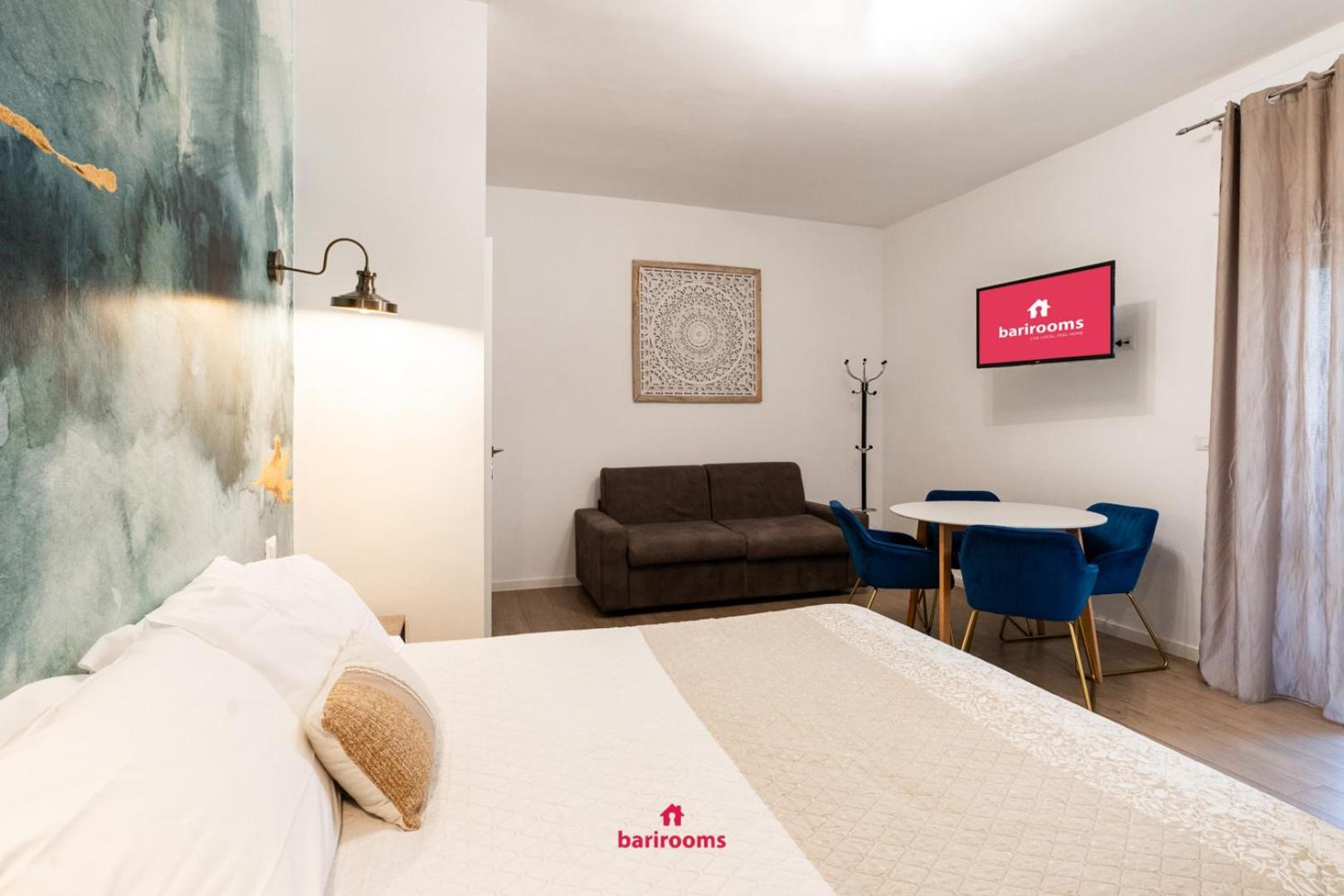 Guest house Barirooms - Melo *