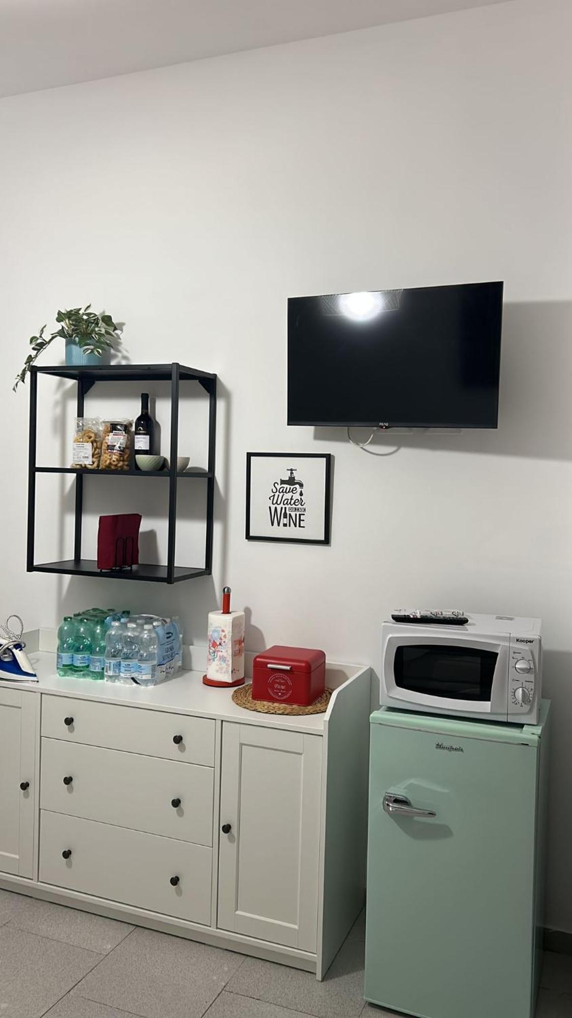 Marchese Di Montrone 126 Apartman *