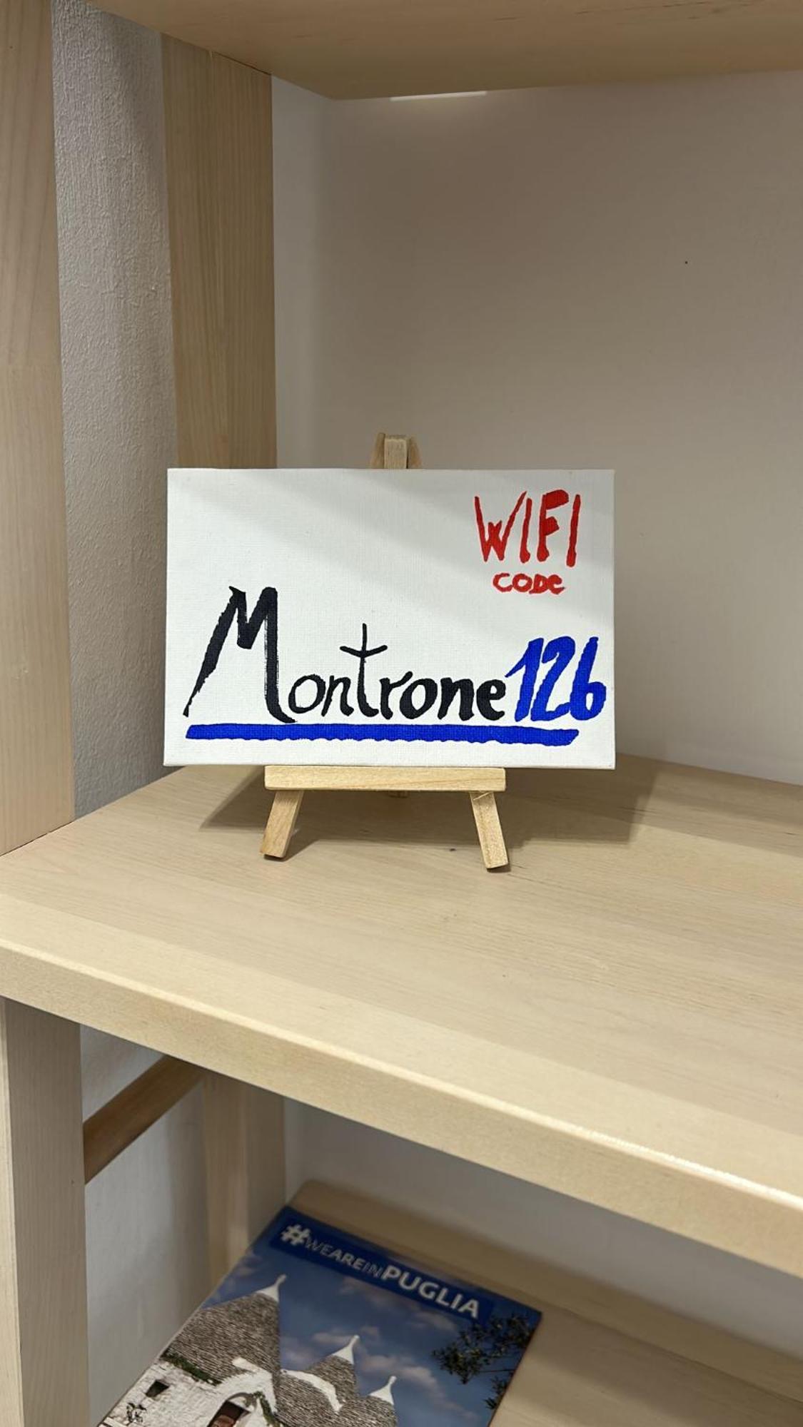 Marchese Di Montrone 126 Apartman Bari