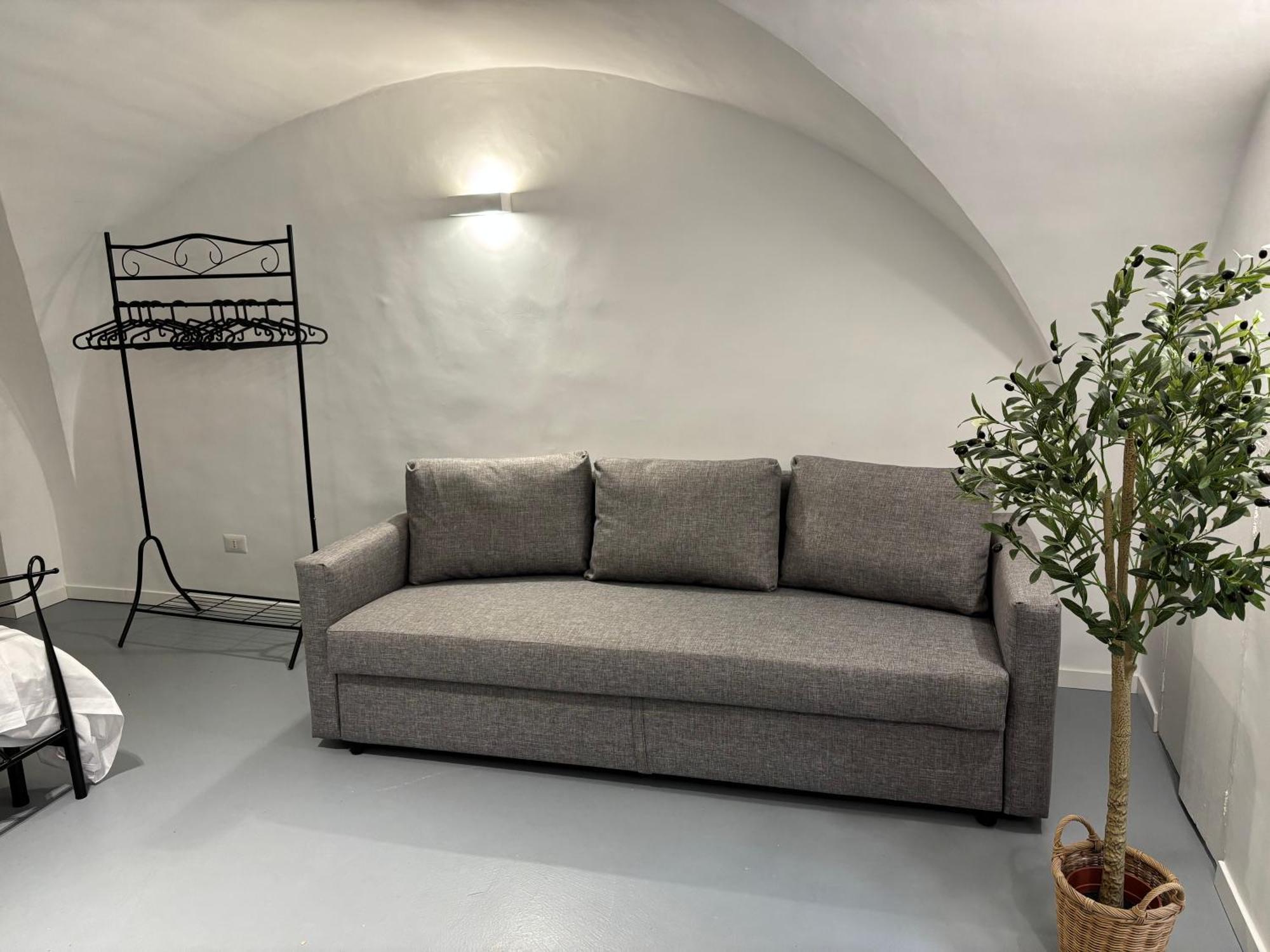 White Dome Retriet Apartment