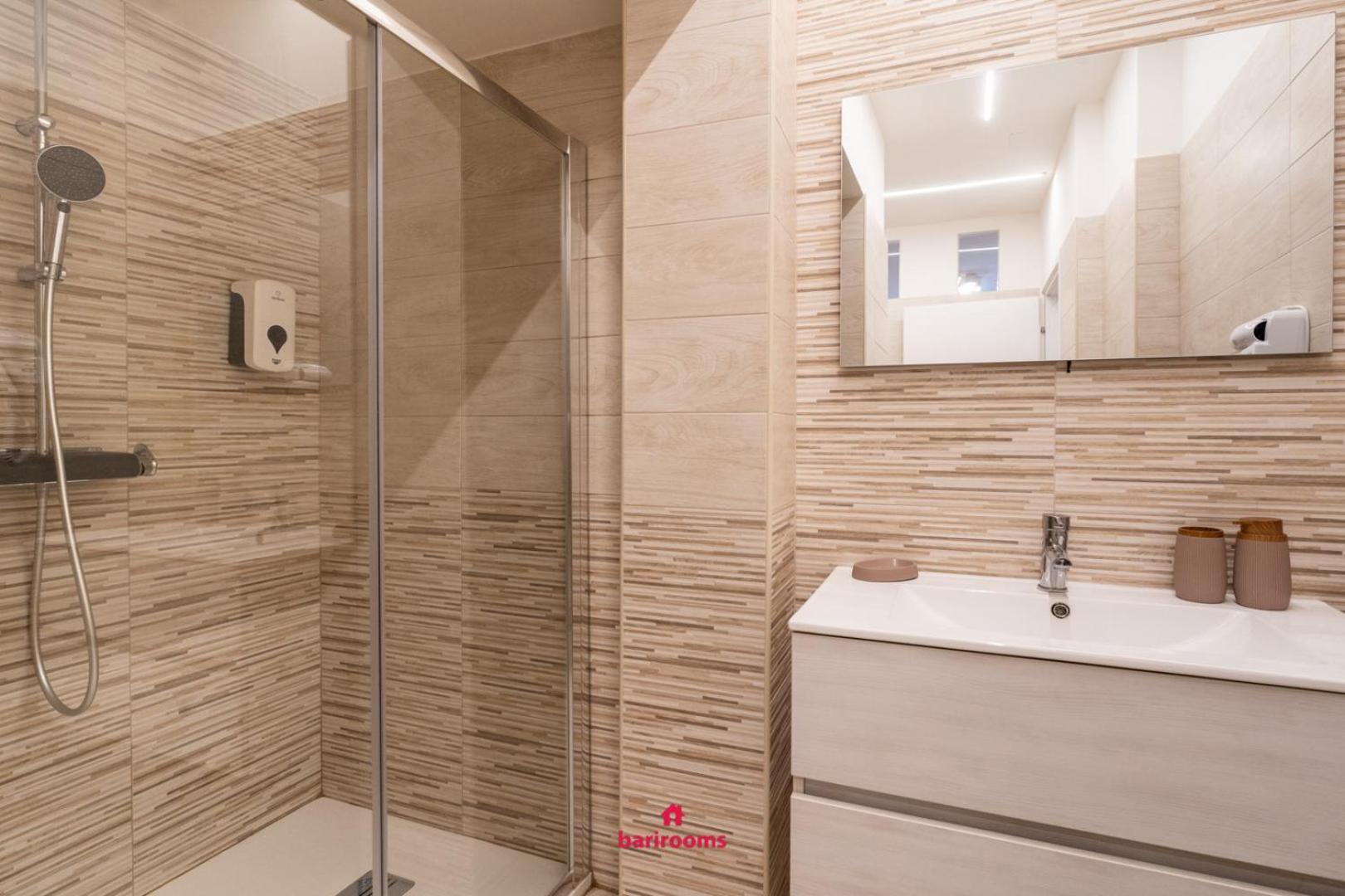Guest house Barirooms - Murat *