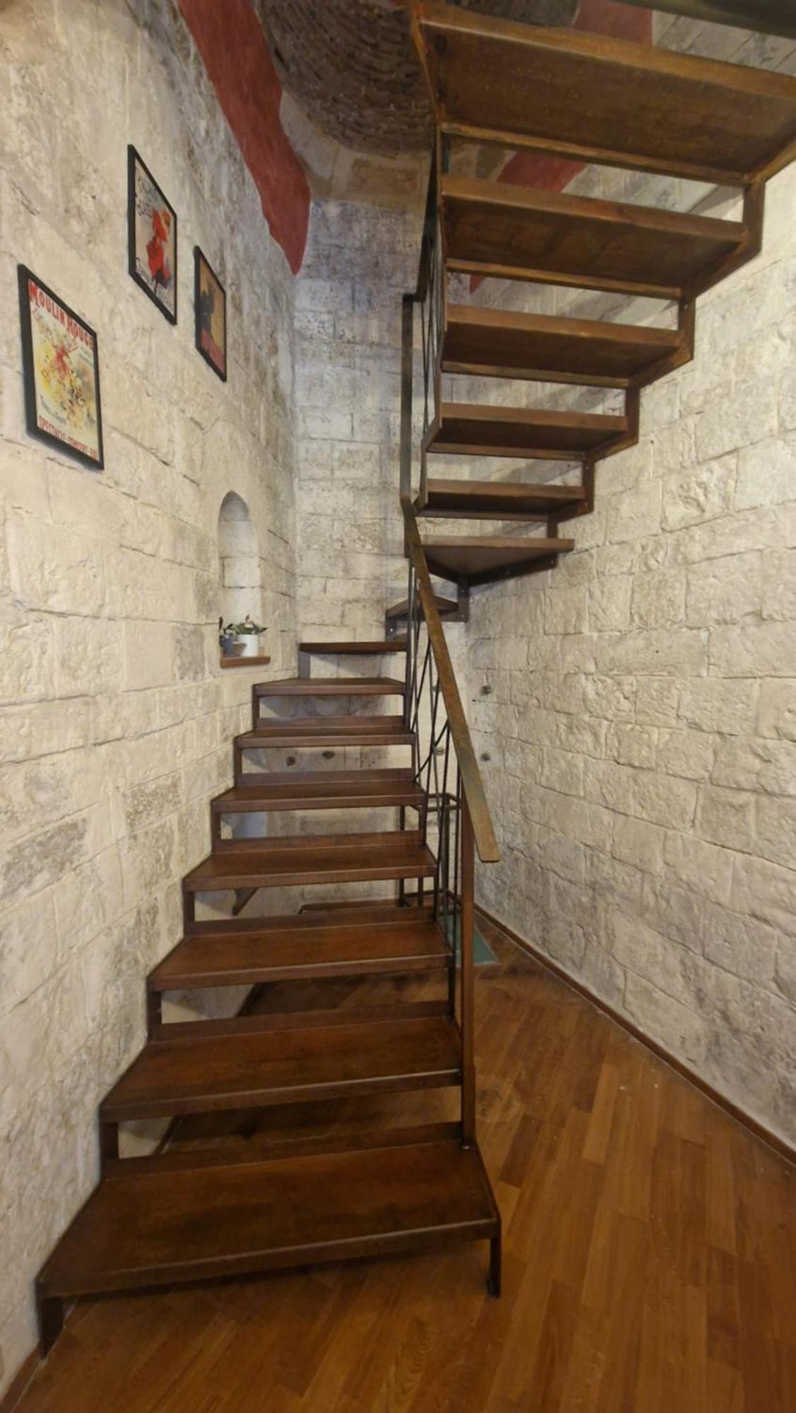 Palazzo Di Citta * Bari