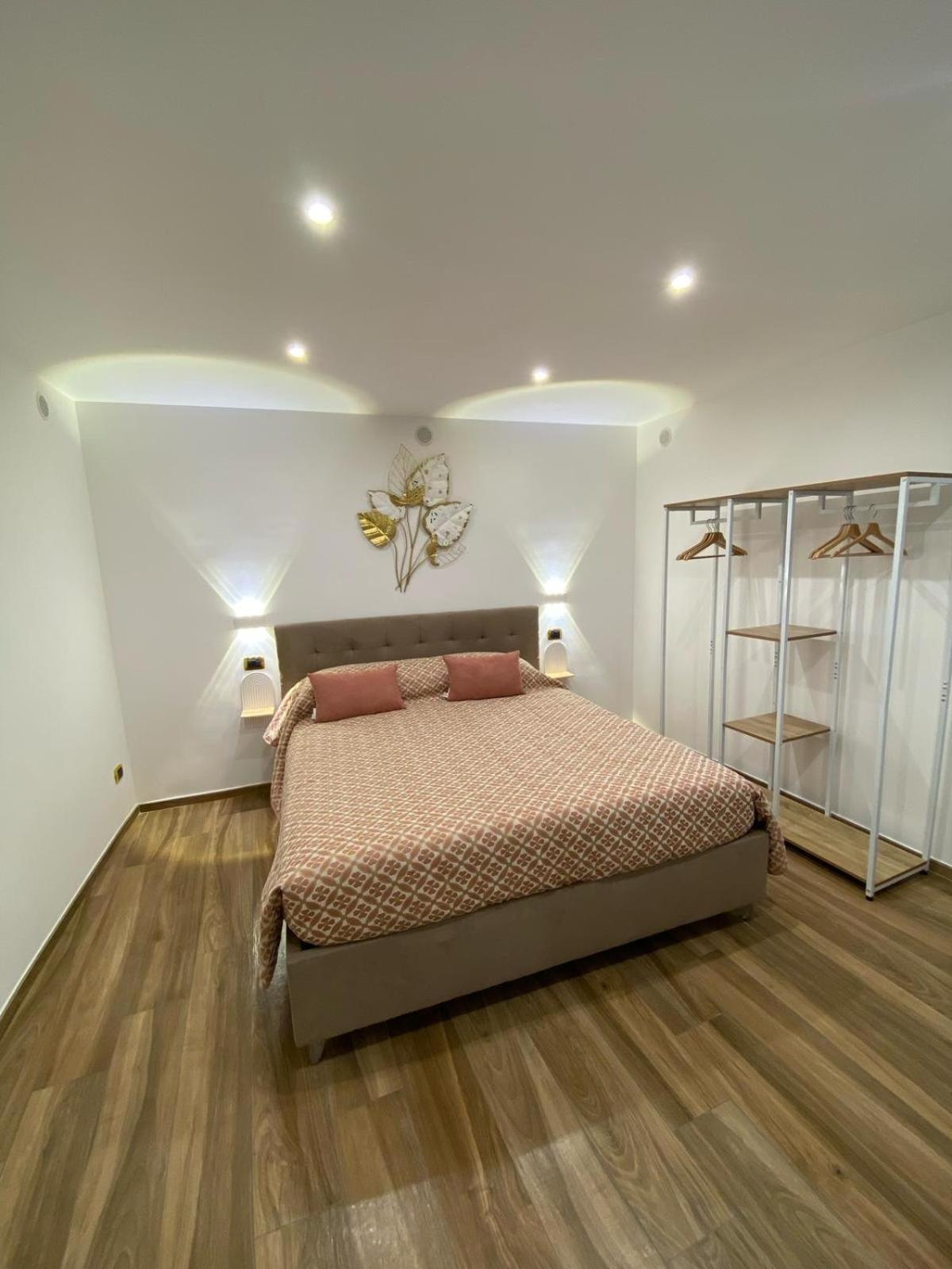 La Casa Di Nonna Chella Ferienhaus *