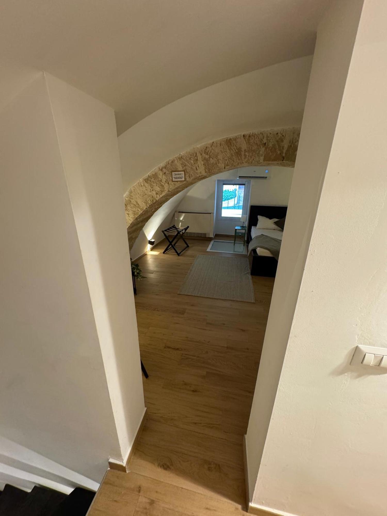 100 Sqm Terrace, Close To The Old Town & Shopping Area & Harbour *