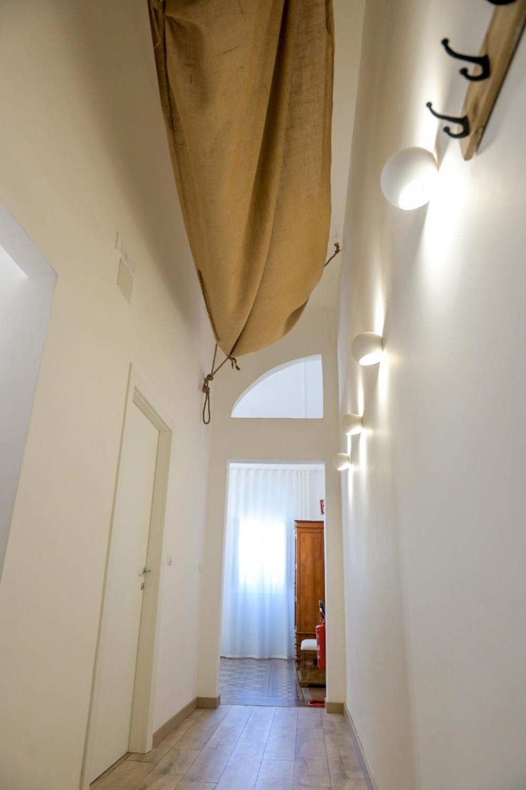 Seraphine's House Apartment