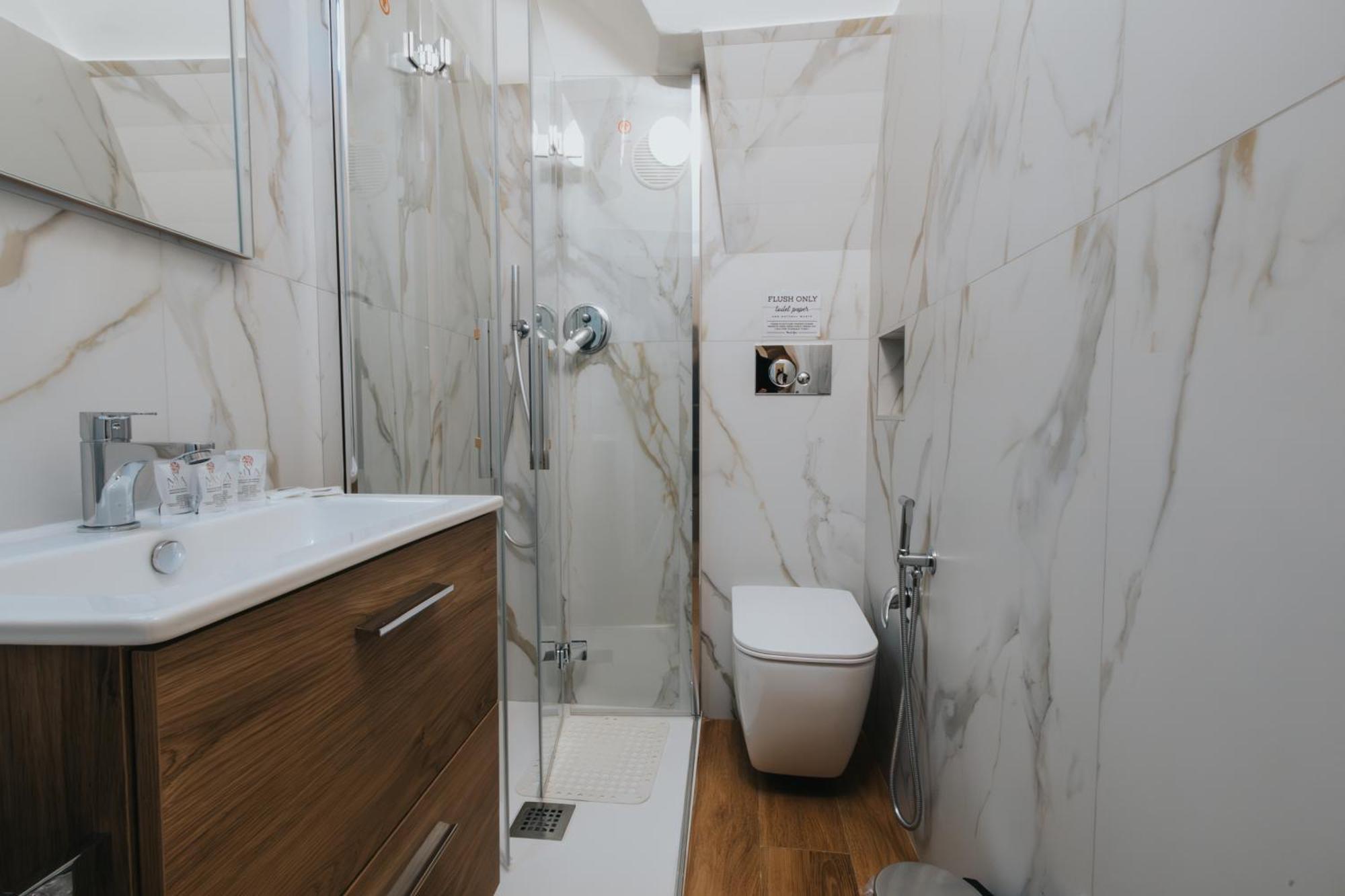 Desire Apartment *