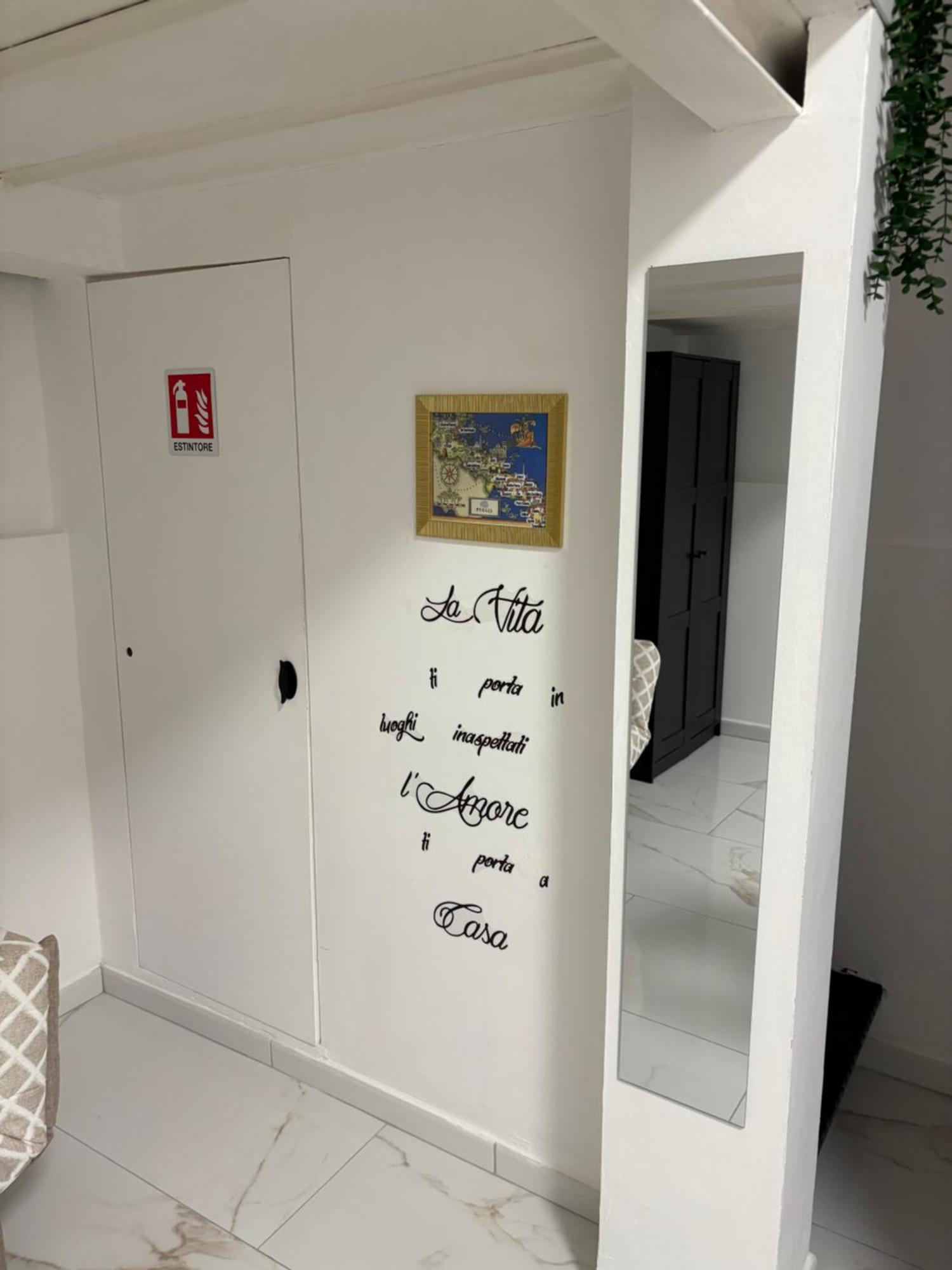 Apartment Golden Dreams