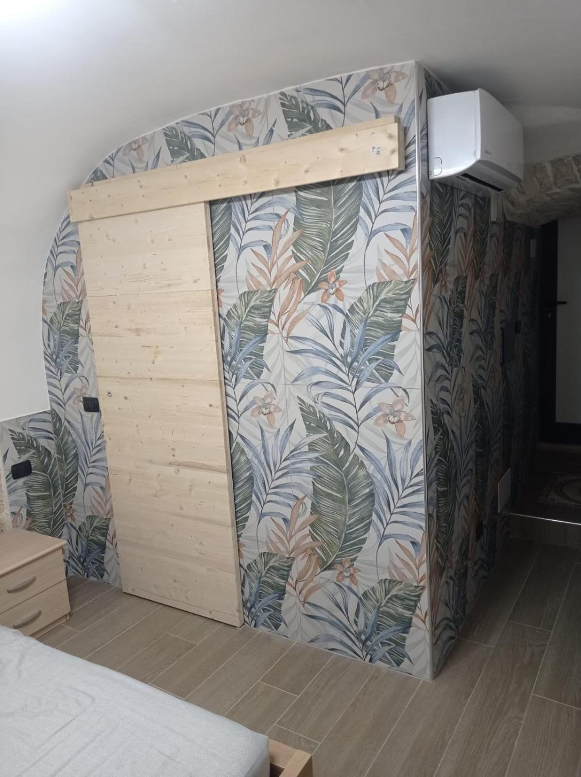 La Casina Al Mare Bed & Breakfast
