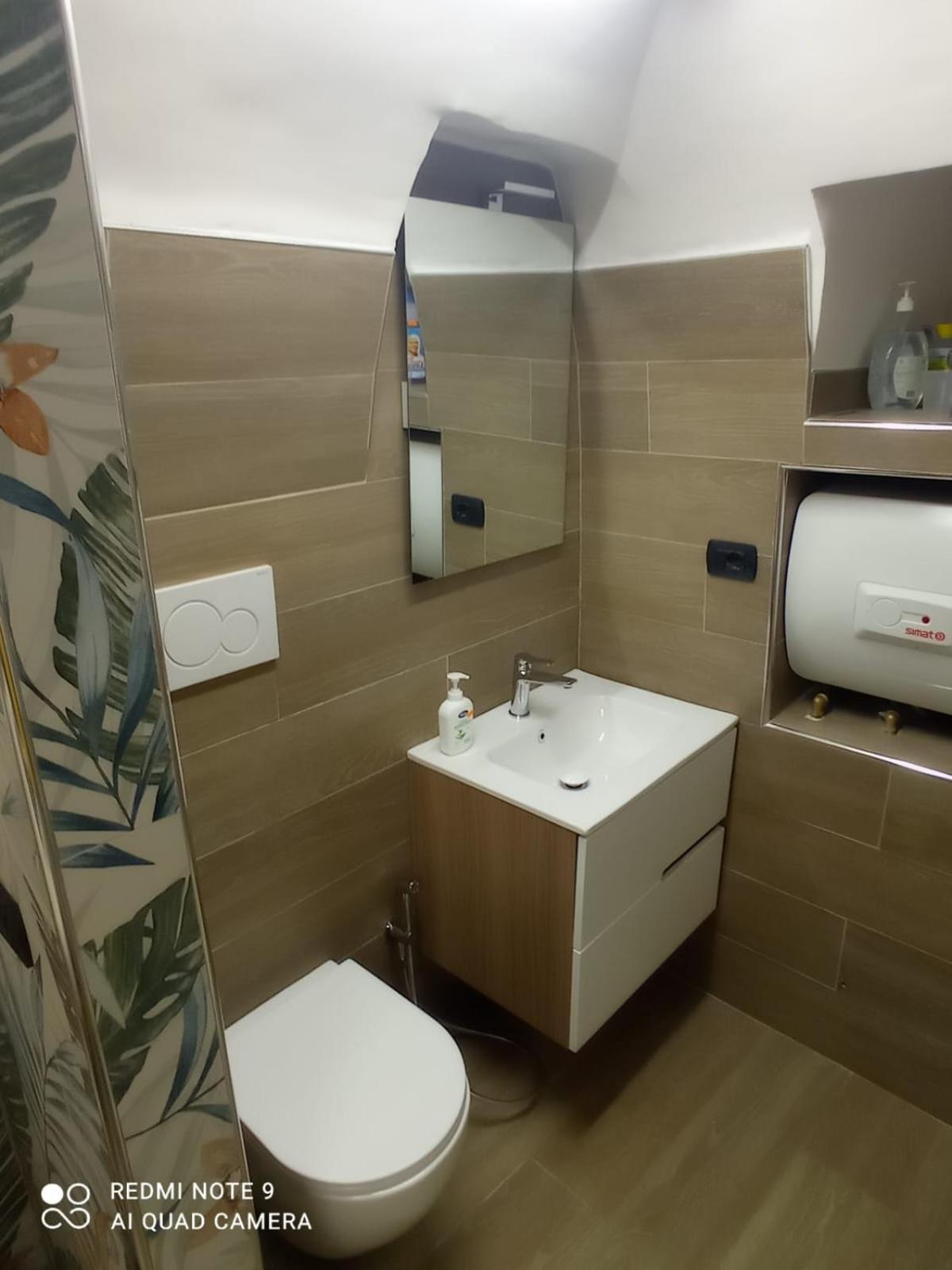 La Casina Al Mare Bed & Breakfast