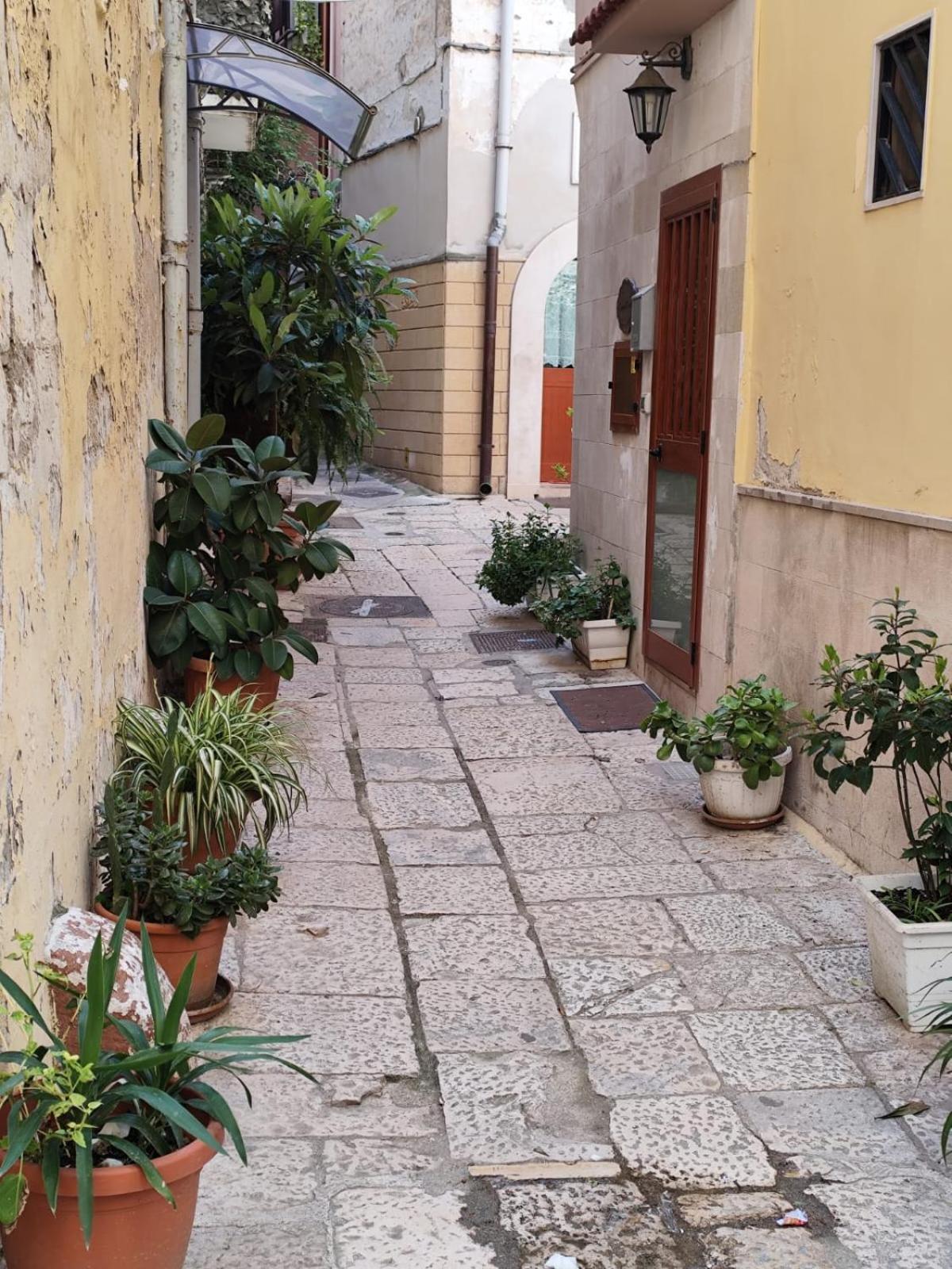 Corte Del Dattilo Nel Borgo Antico Bari
