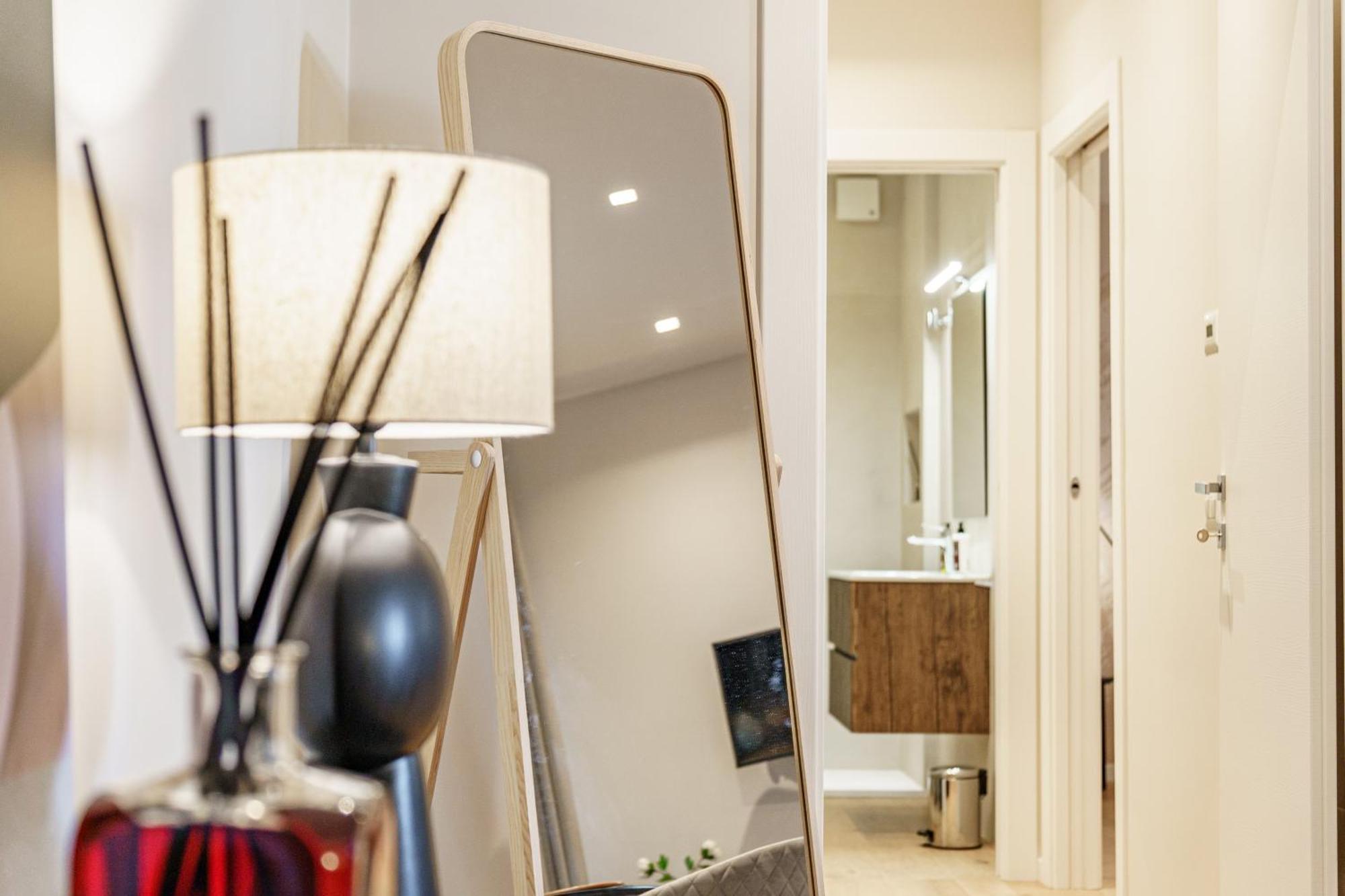 Apartment Mc Luxury With Free Parking In Poggiofranco *