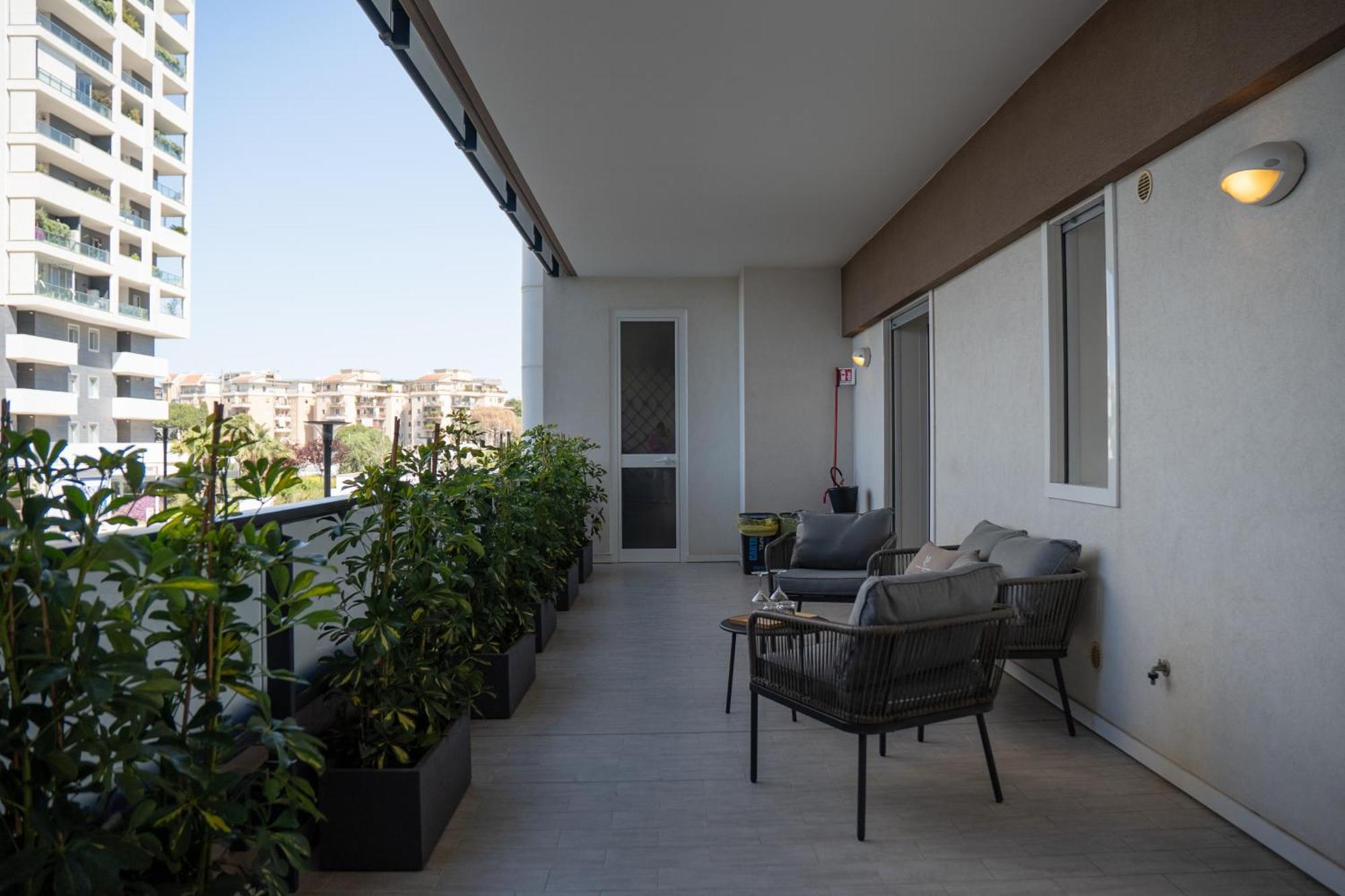 Apartment Mc Luxury With Free Parking In Poggiofranco *