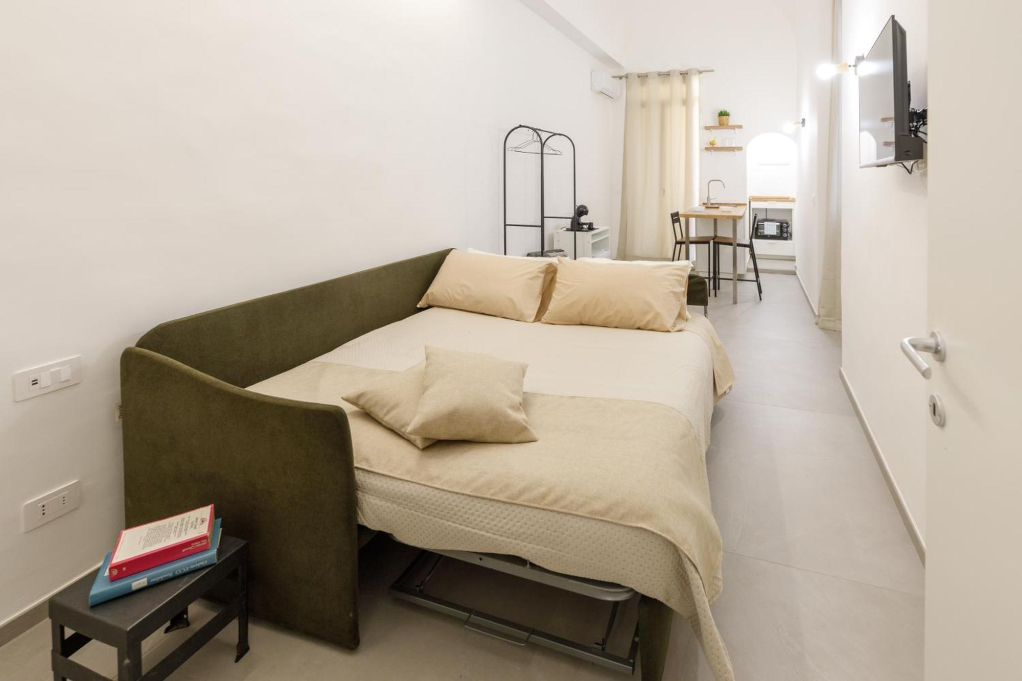 Connie's Tourist Guest house