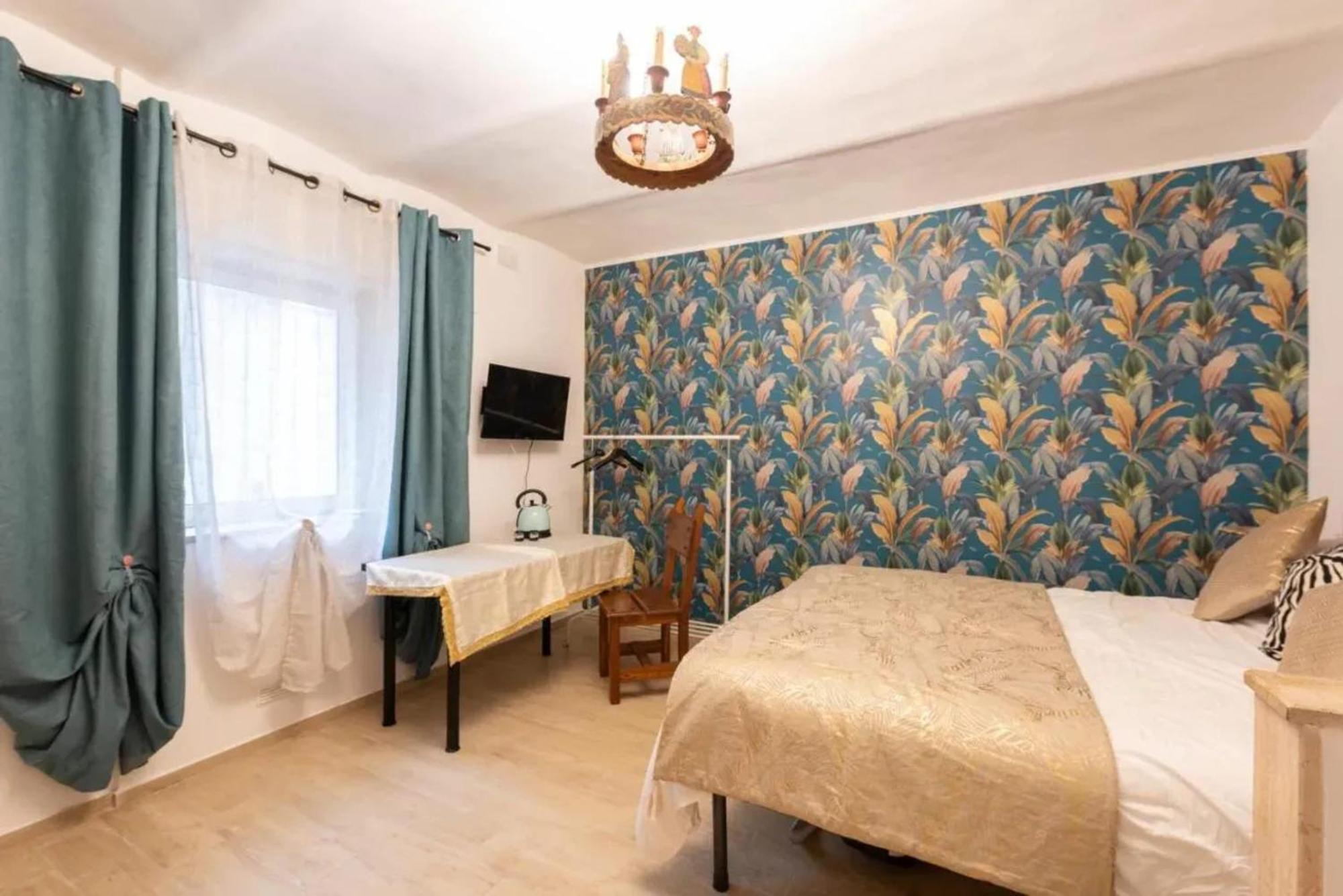 Modern In With Air Conditioning And Parking Apartment