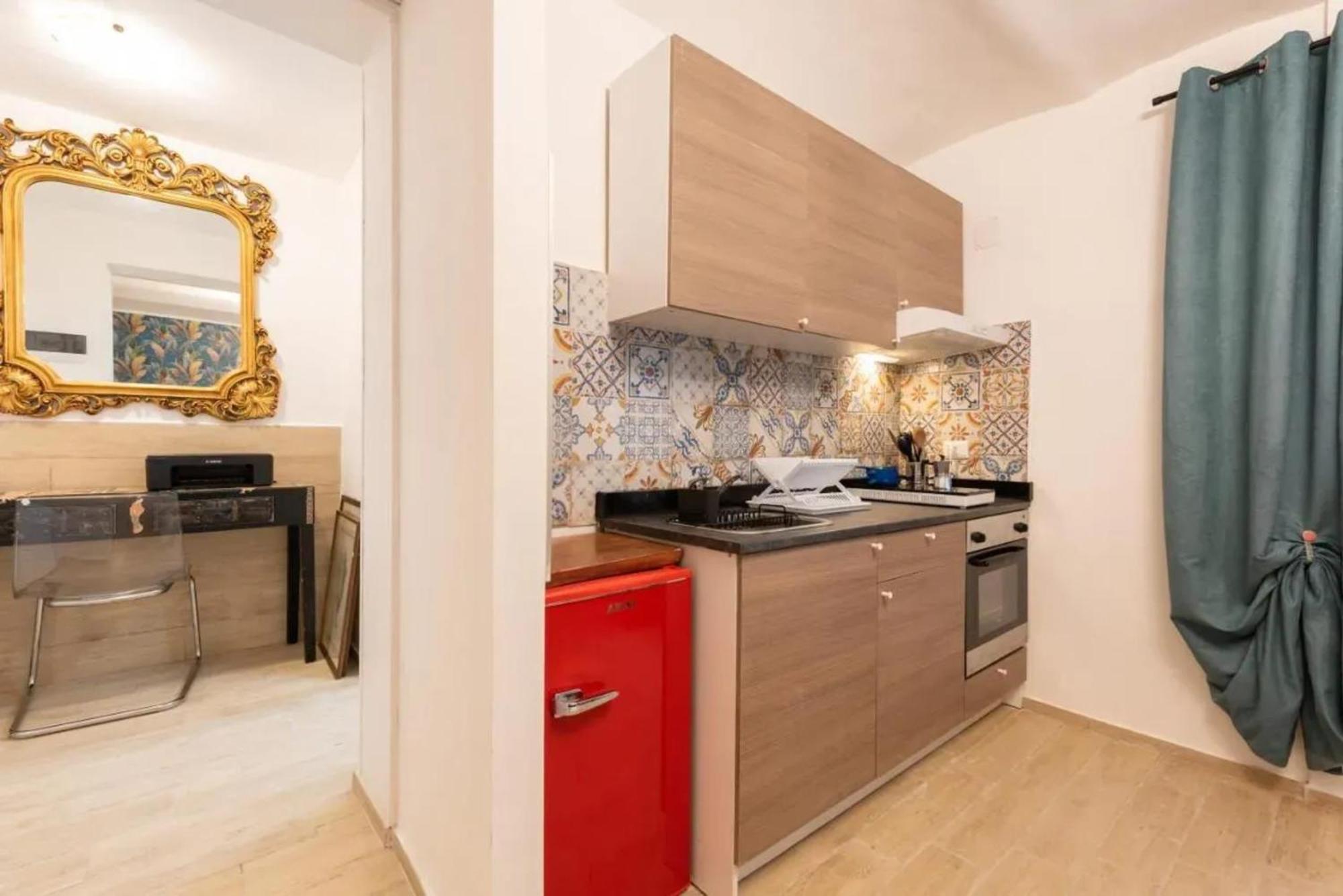 Apartment Modern In With Air Conditioning And Parking Bari