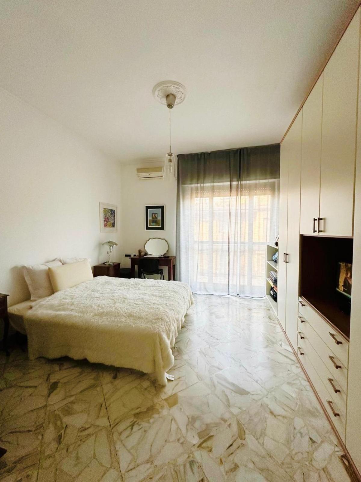 Derossi63 Apartment