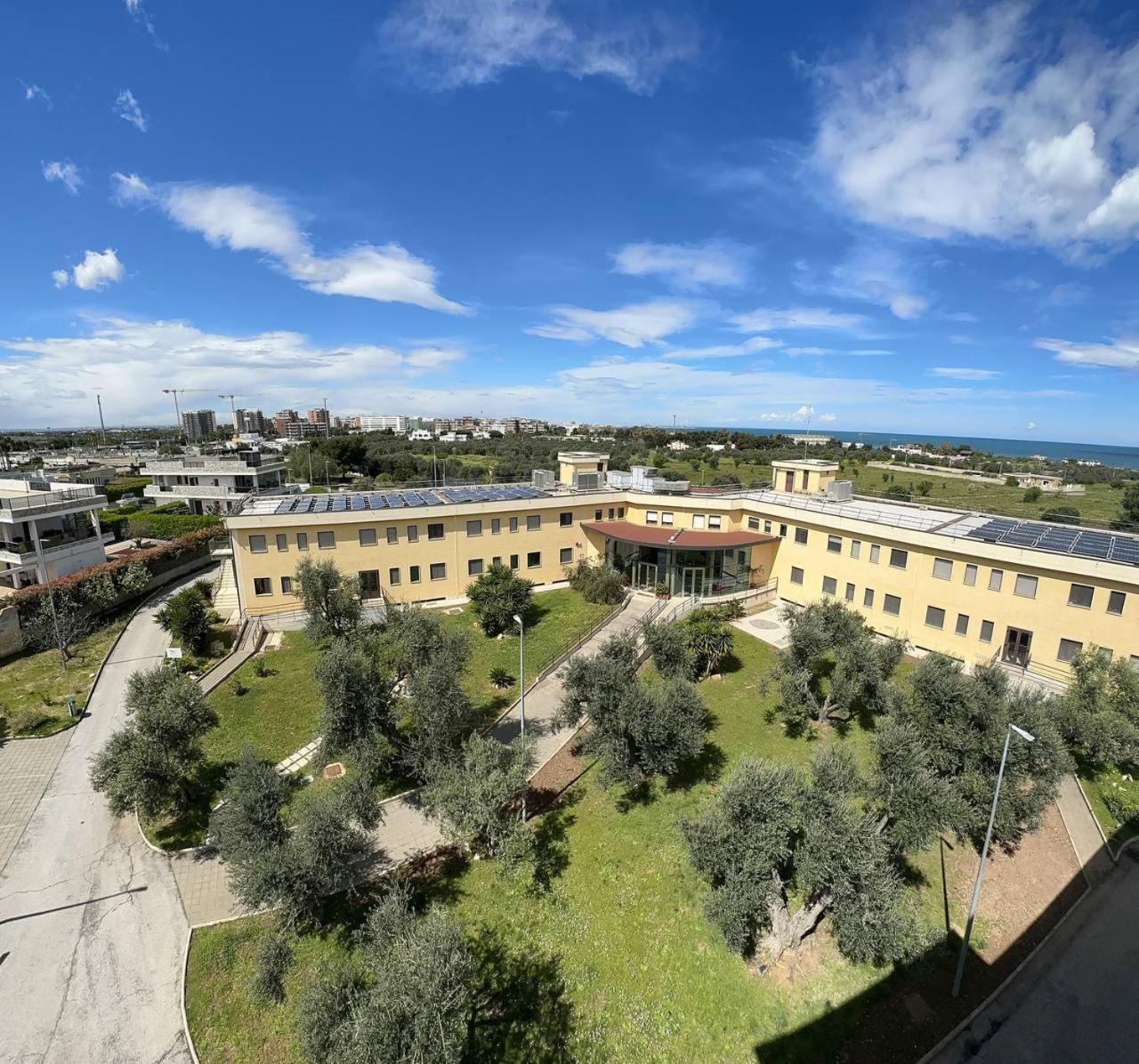 Casa Di Ospitalita Religiosa San Francesco D'assisi - Ba Hotel *