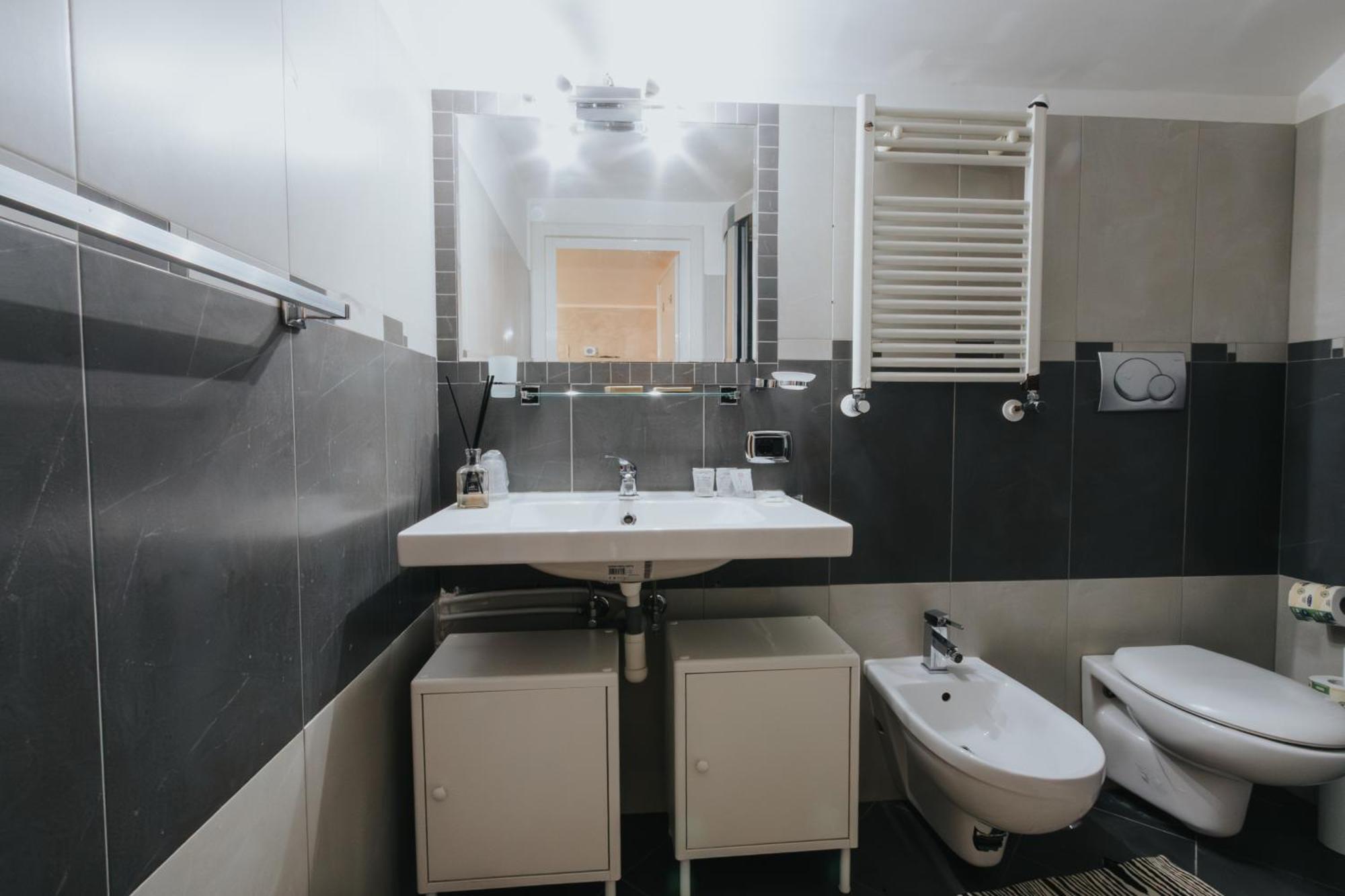 Al Sottosopra Apartment Bari