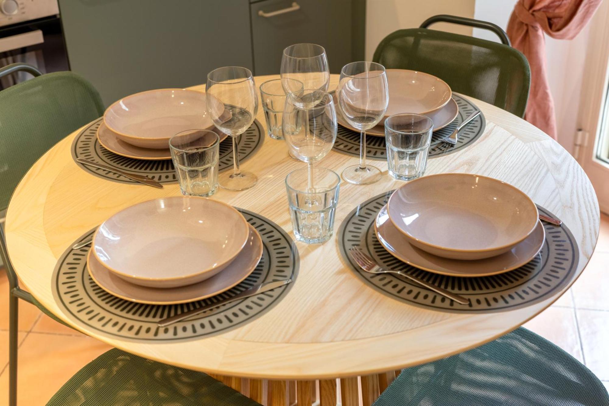 Palazzo Dama - Live Like A Local In Vecchia Apartment