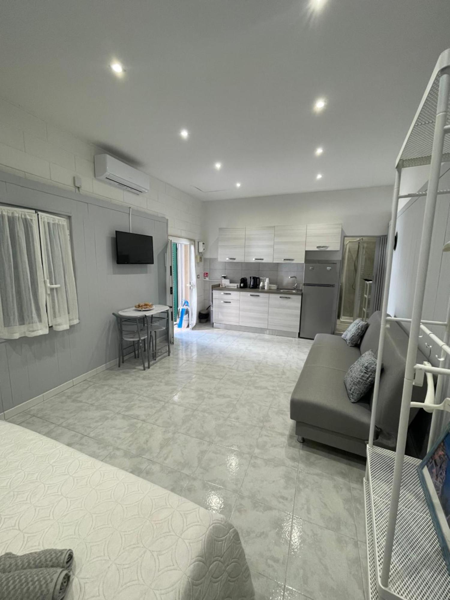 Apartment Terry's House Bari