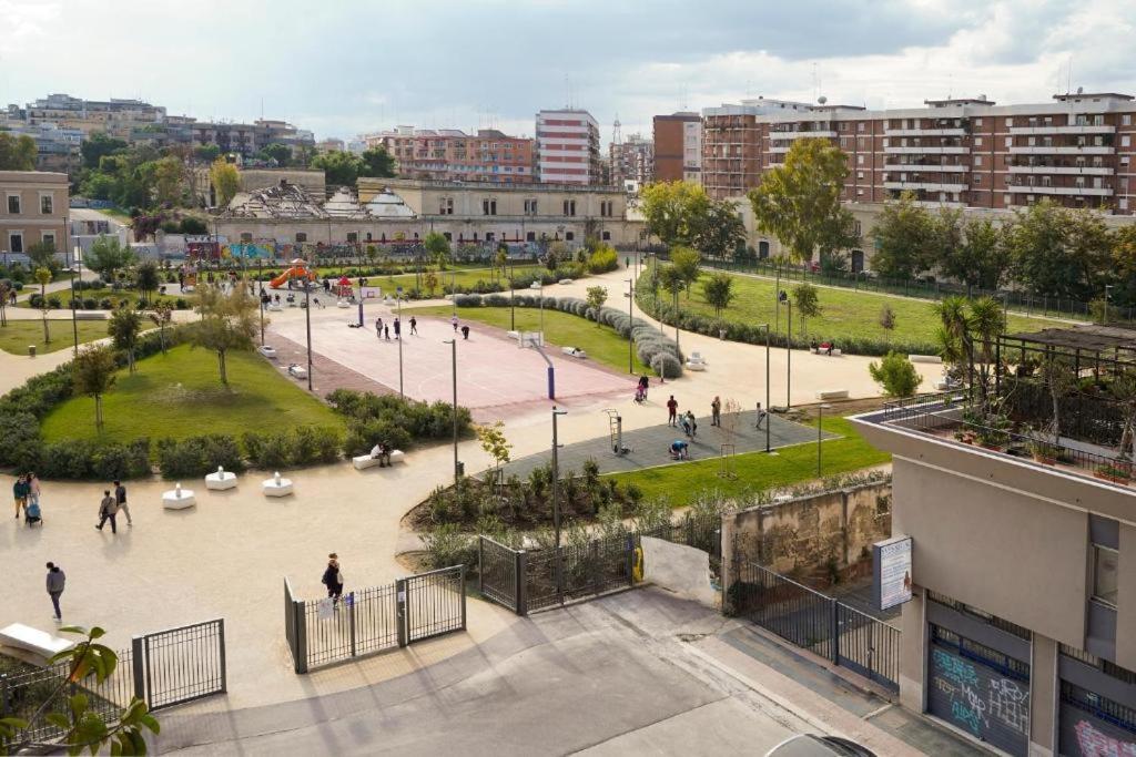 La Botanica - Station