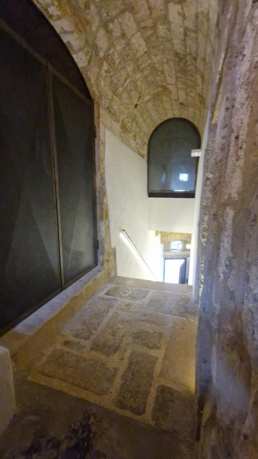 La Grotta Apartment *