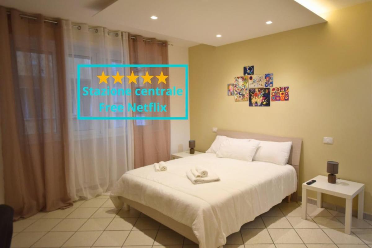 Apartment Sara's House Station Bari