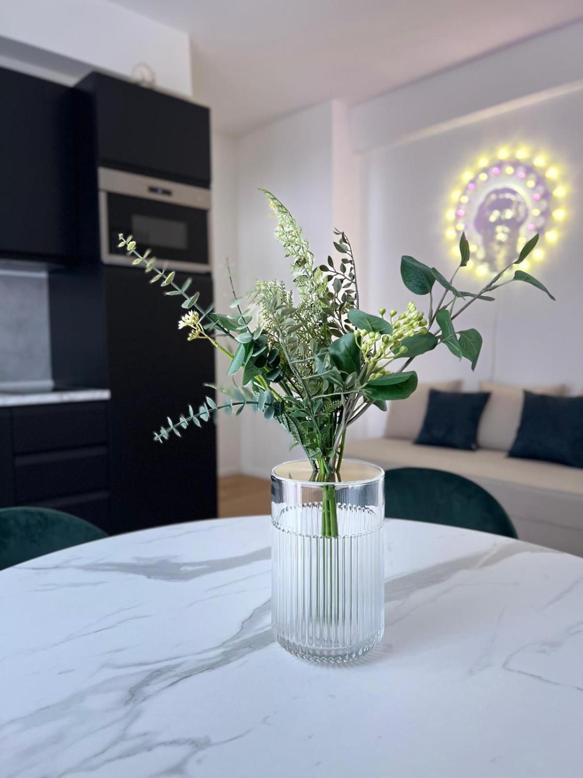 Eccelsobarese - Close To Airport Train Link * Bari