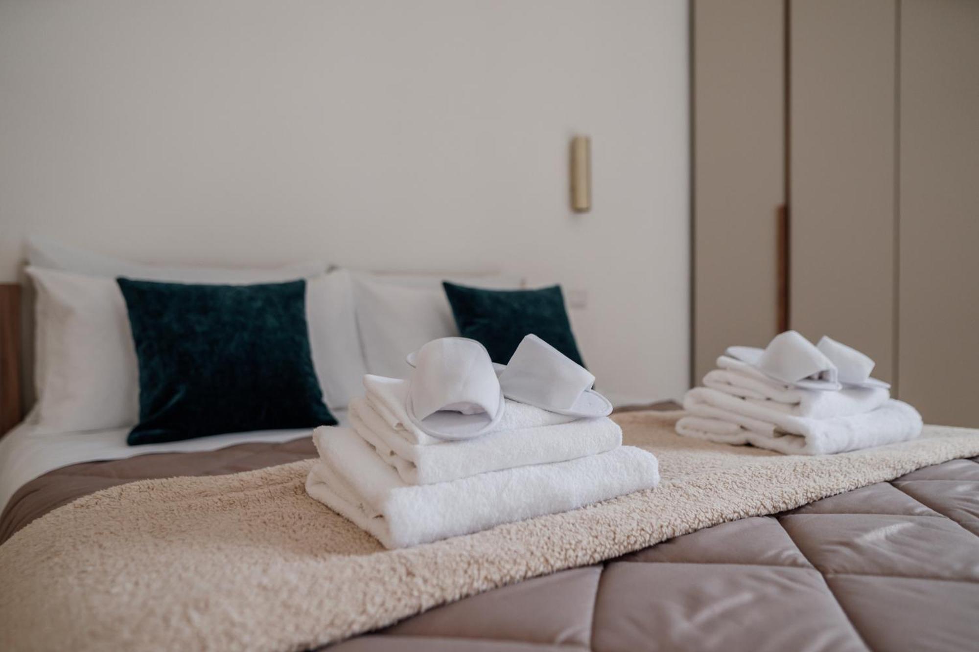 Poesis Apartment *
