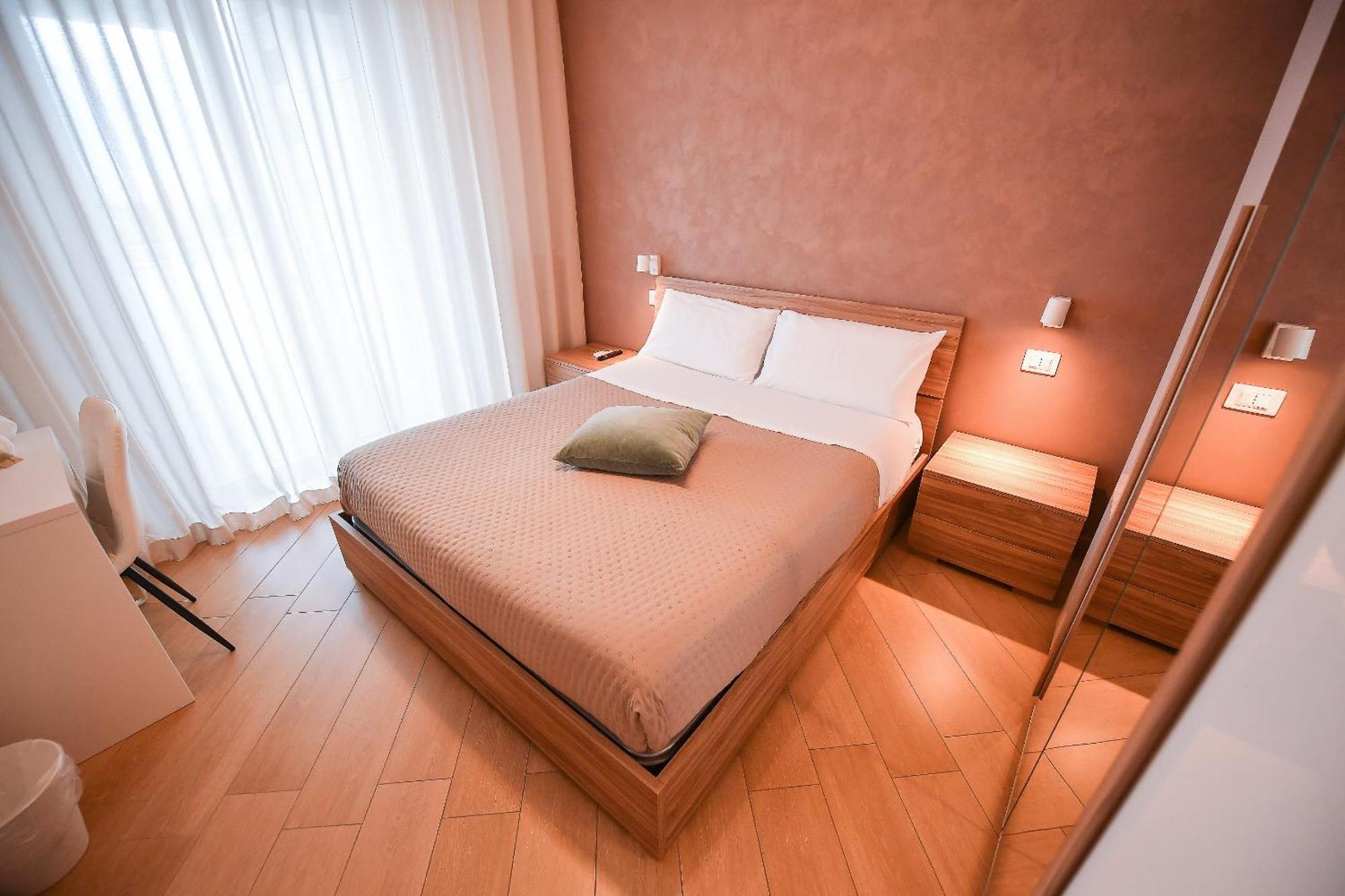 Karol Wojtyla Airport Guest house