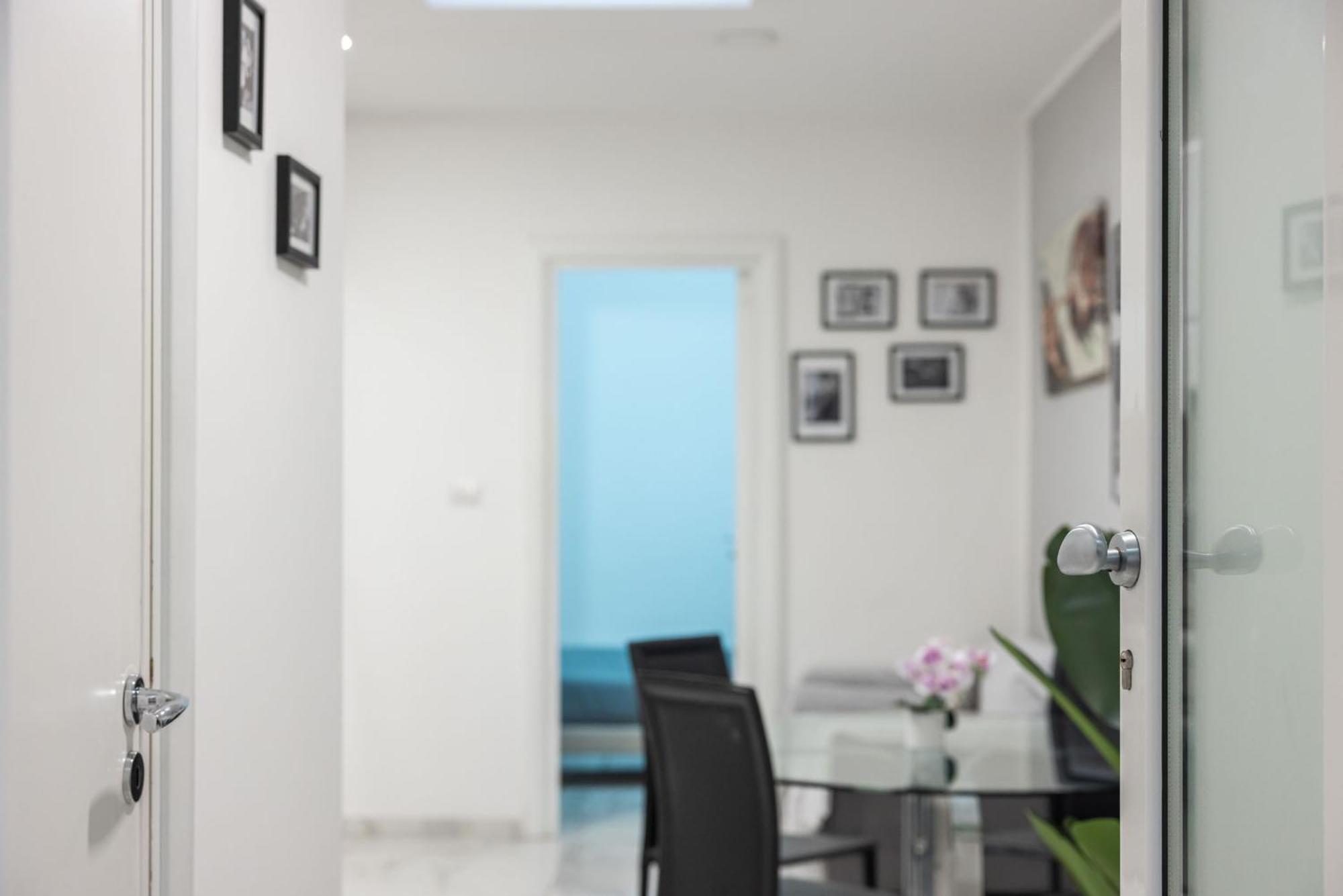 Apartment Chic House