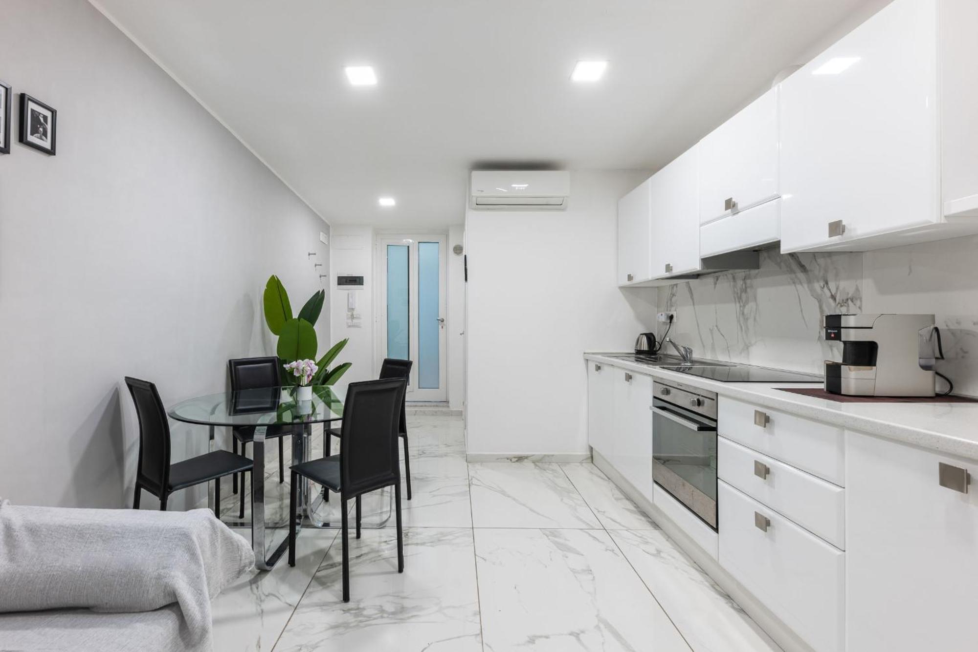 Apartment Chic House